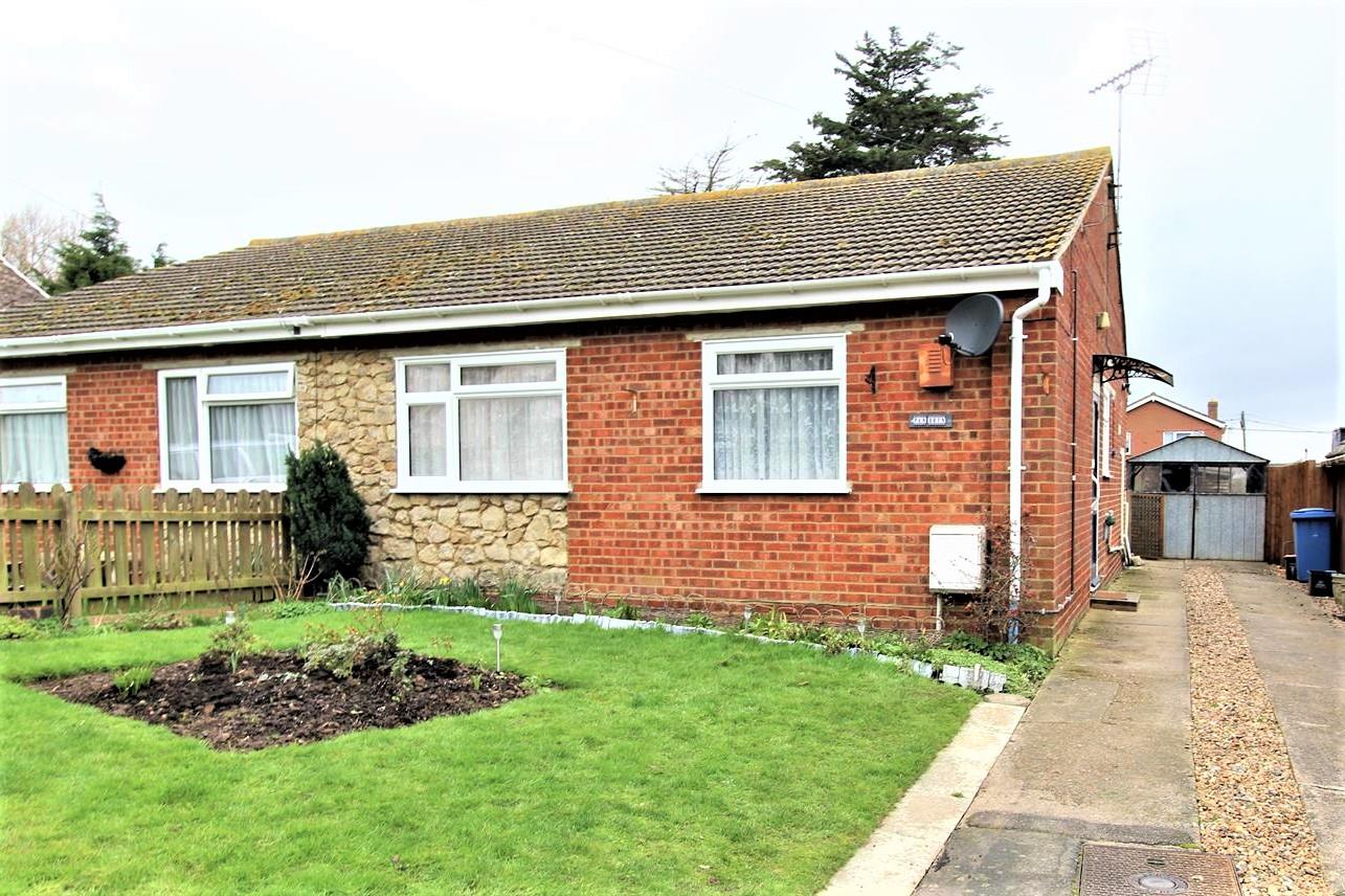 Property in Imperial Avenue, Minster On Sea, Sheerness, Kent, ME12 2HG