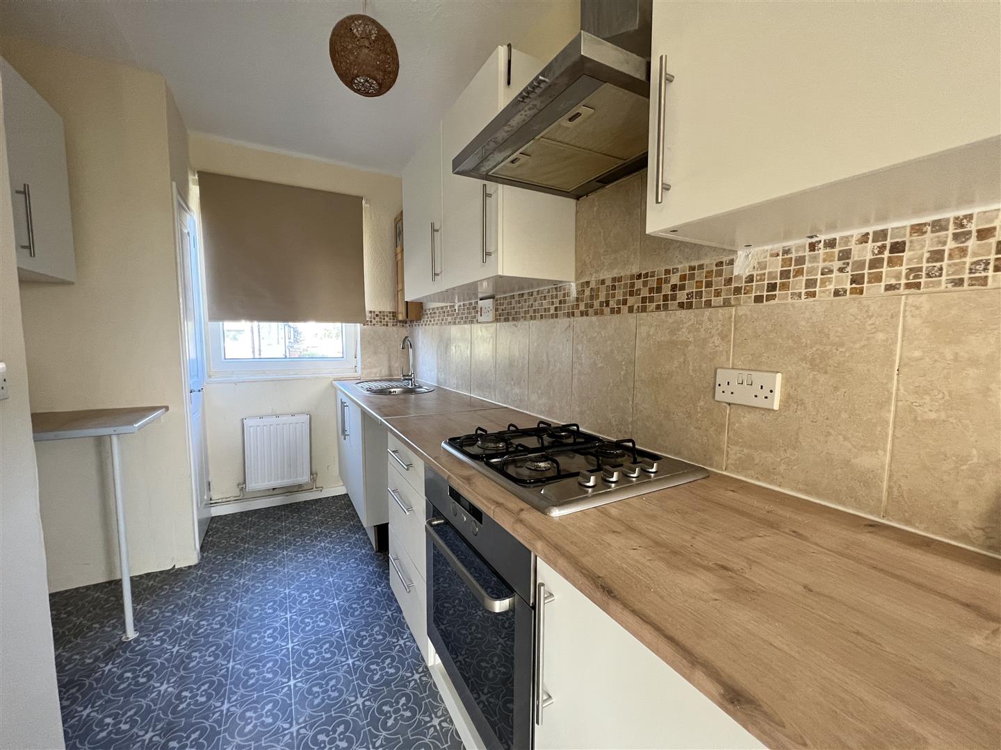 Property in Mansfield Road, Athersley North, Barnsley, S71