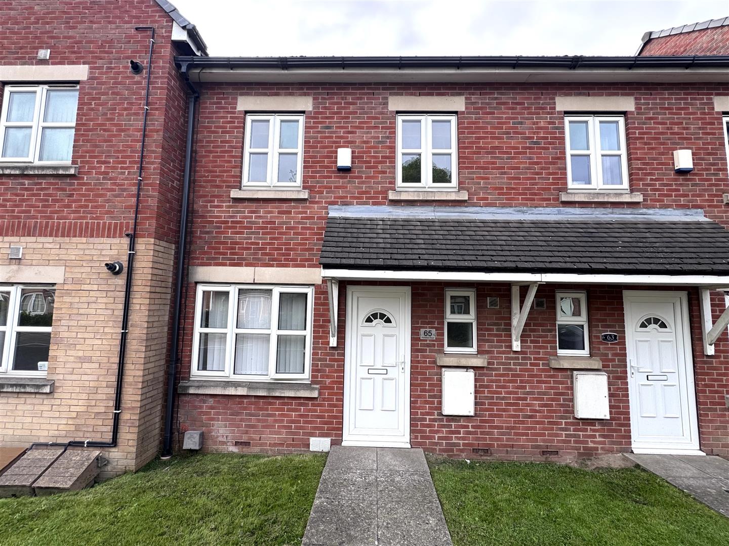 Pontefract Road, Cudworth, Barnsley, S72
