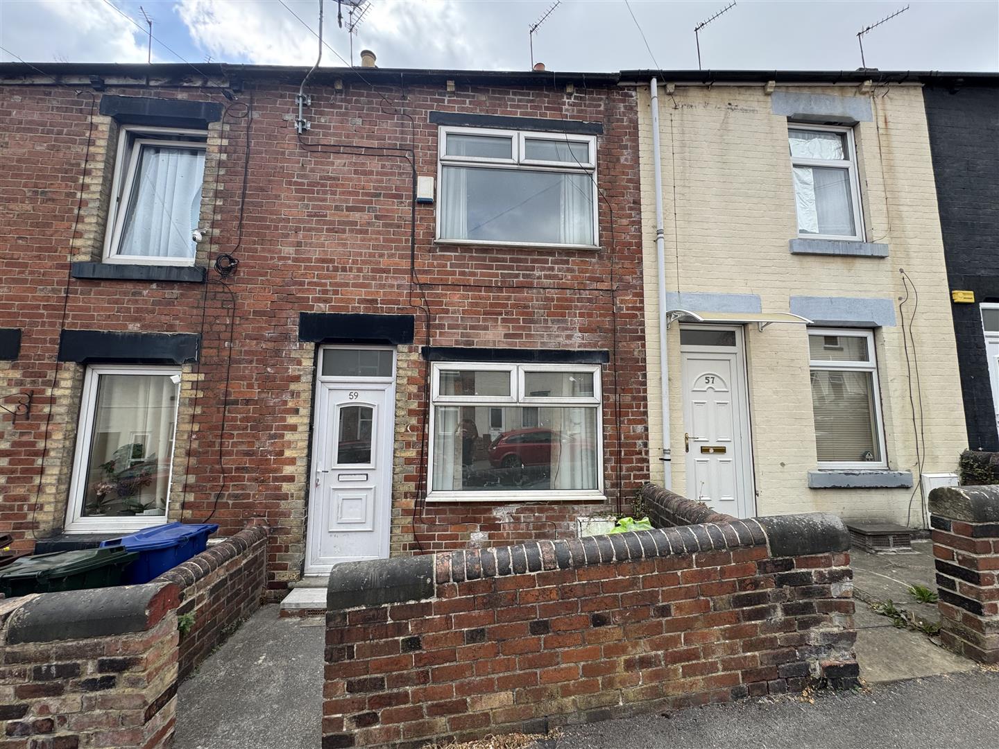 Commercial Street, Barnsley, S70