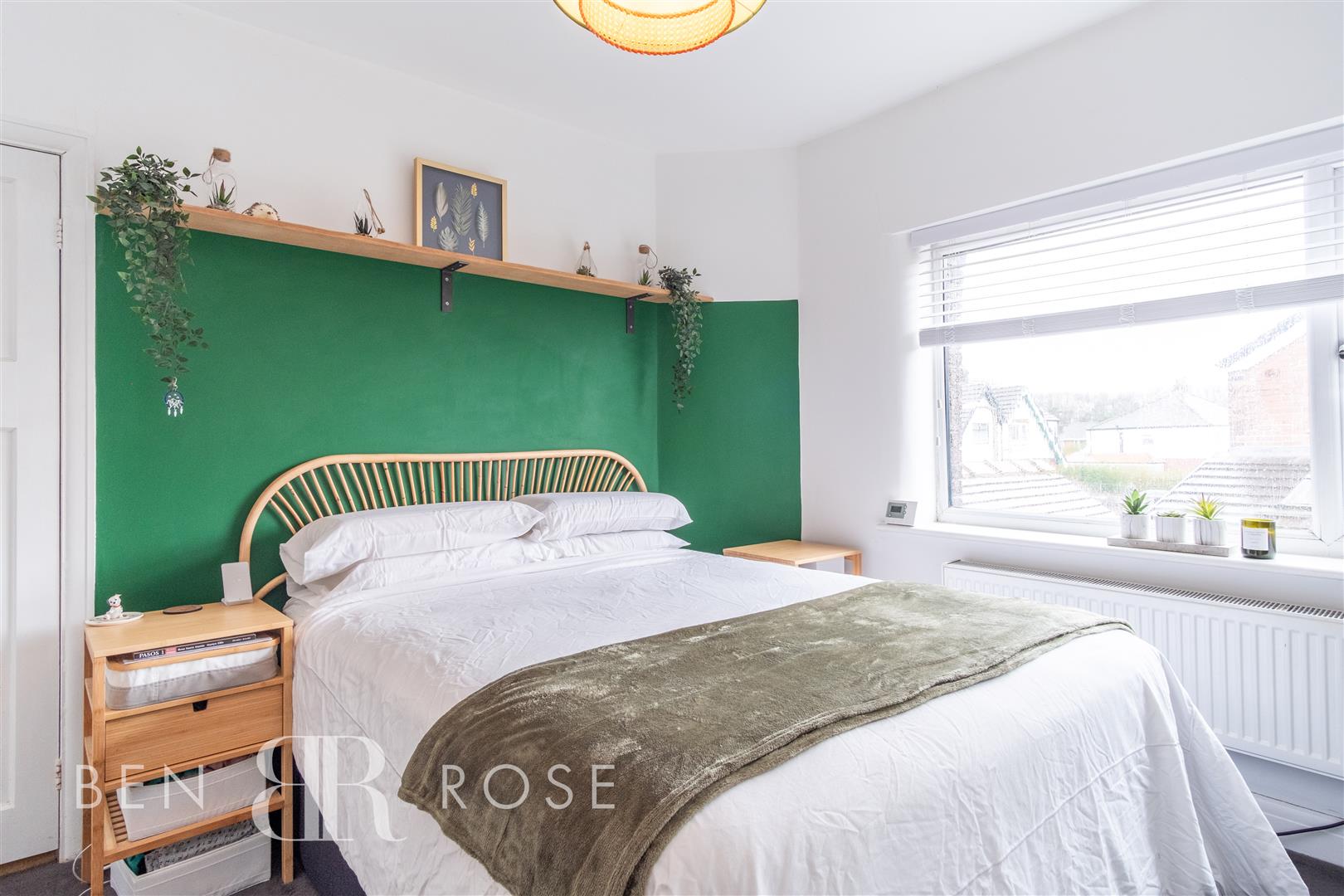 Property in Hawkhurst Road, Penwortham, Preston, PR1 9QR