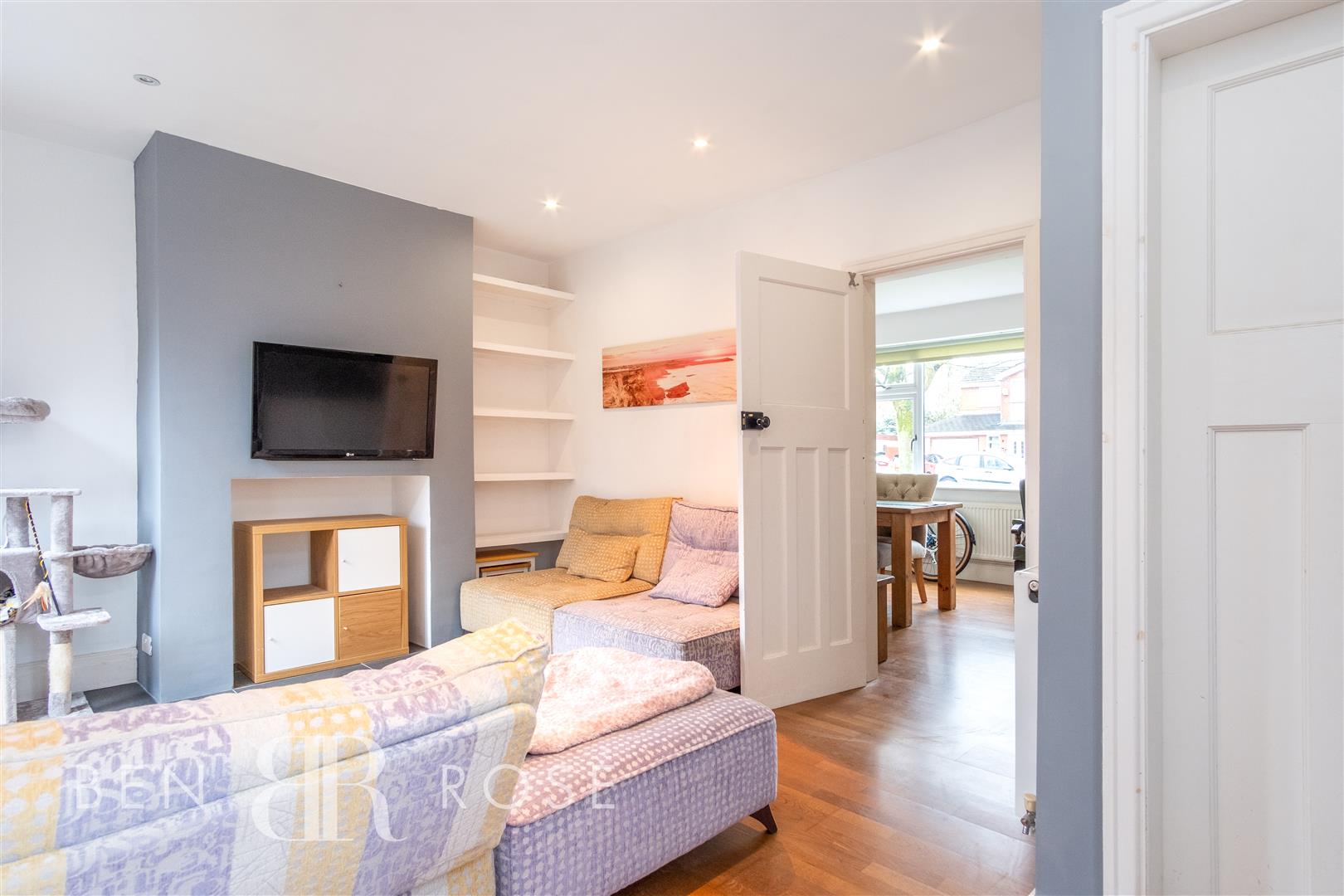 Property in Hawkhurst Road, Penwortham, Preston, PR1 9QR