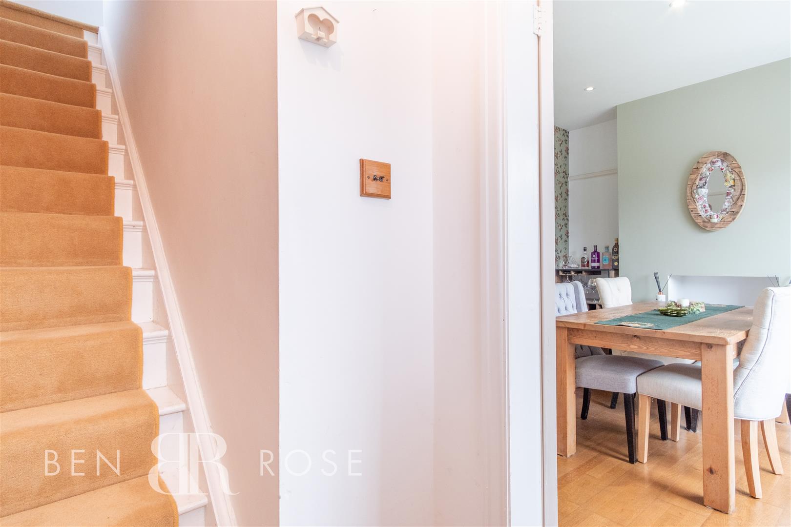 Property in Hawkhurst Road, Penwortham, Preston, PR1 9QR