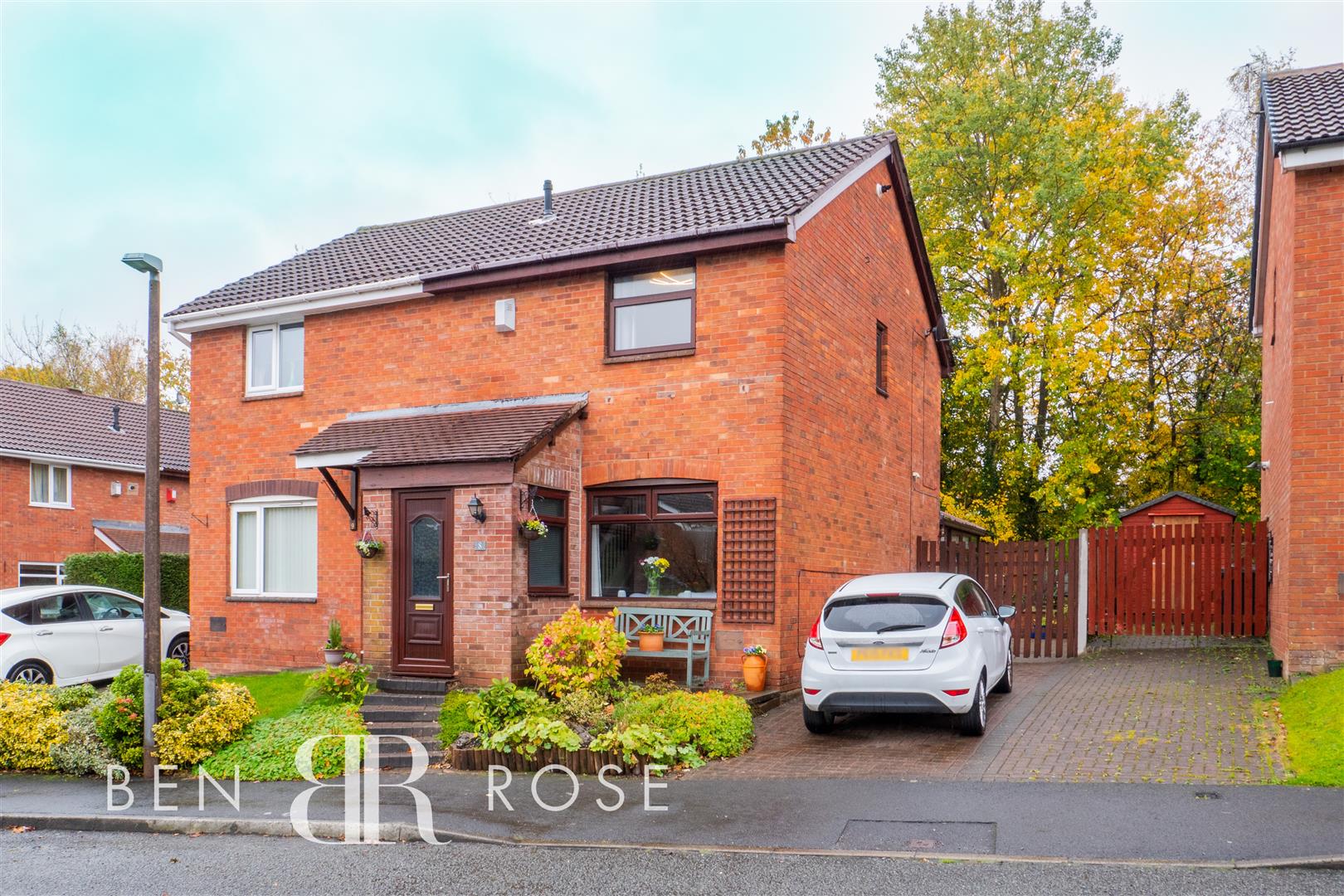 Property in The Oaks, Chorley, Lancashire, PR7 3QT