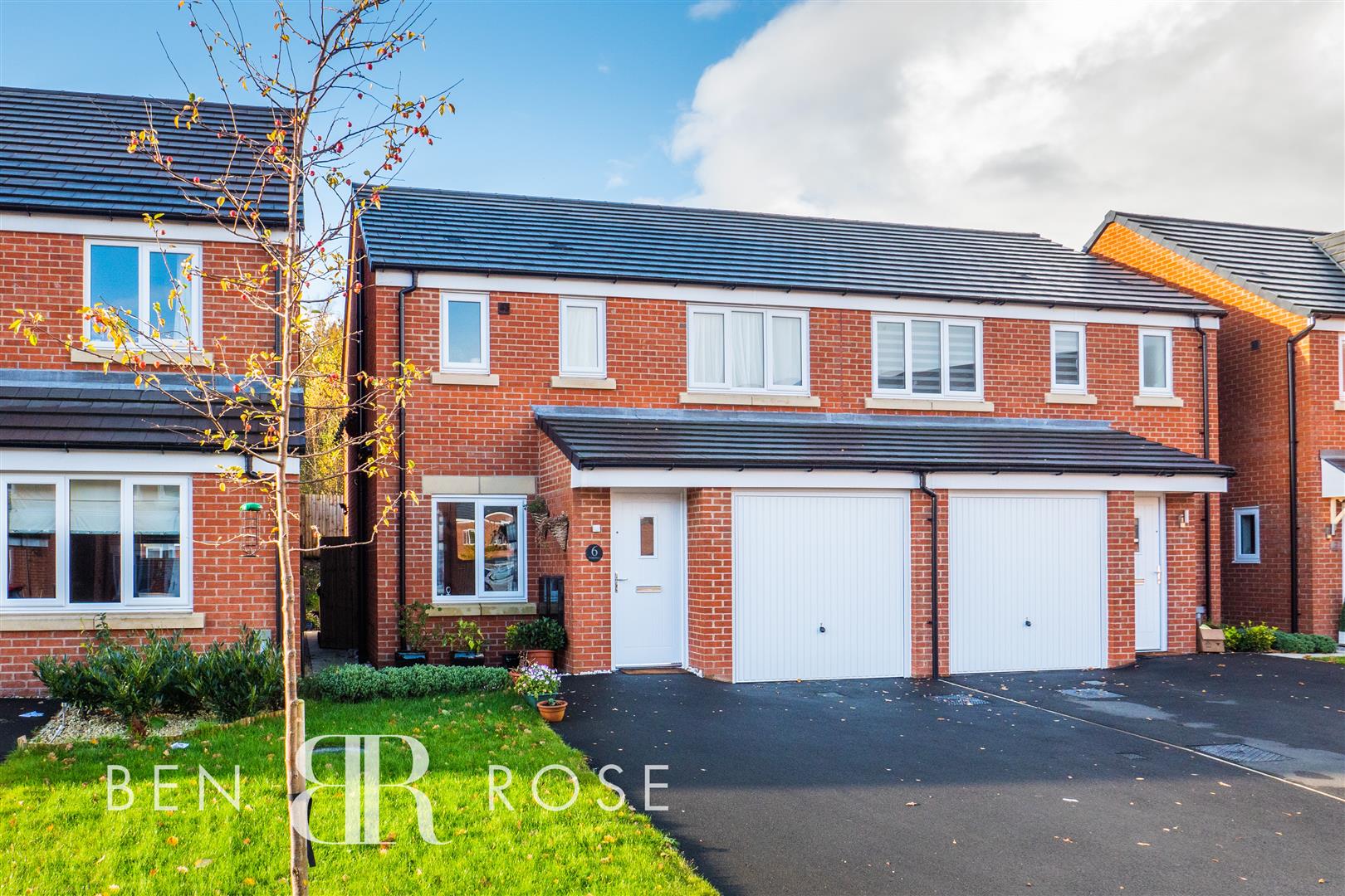 Property in Halifax Drive, Chorley, Buckshaw Village, Lancashire, PR7 7LP