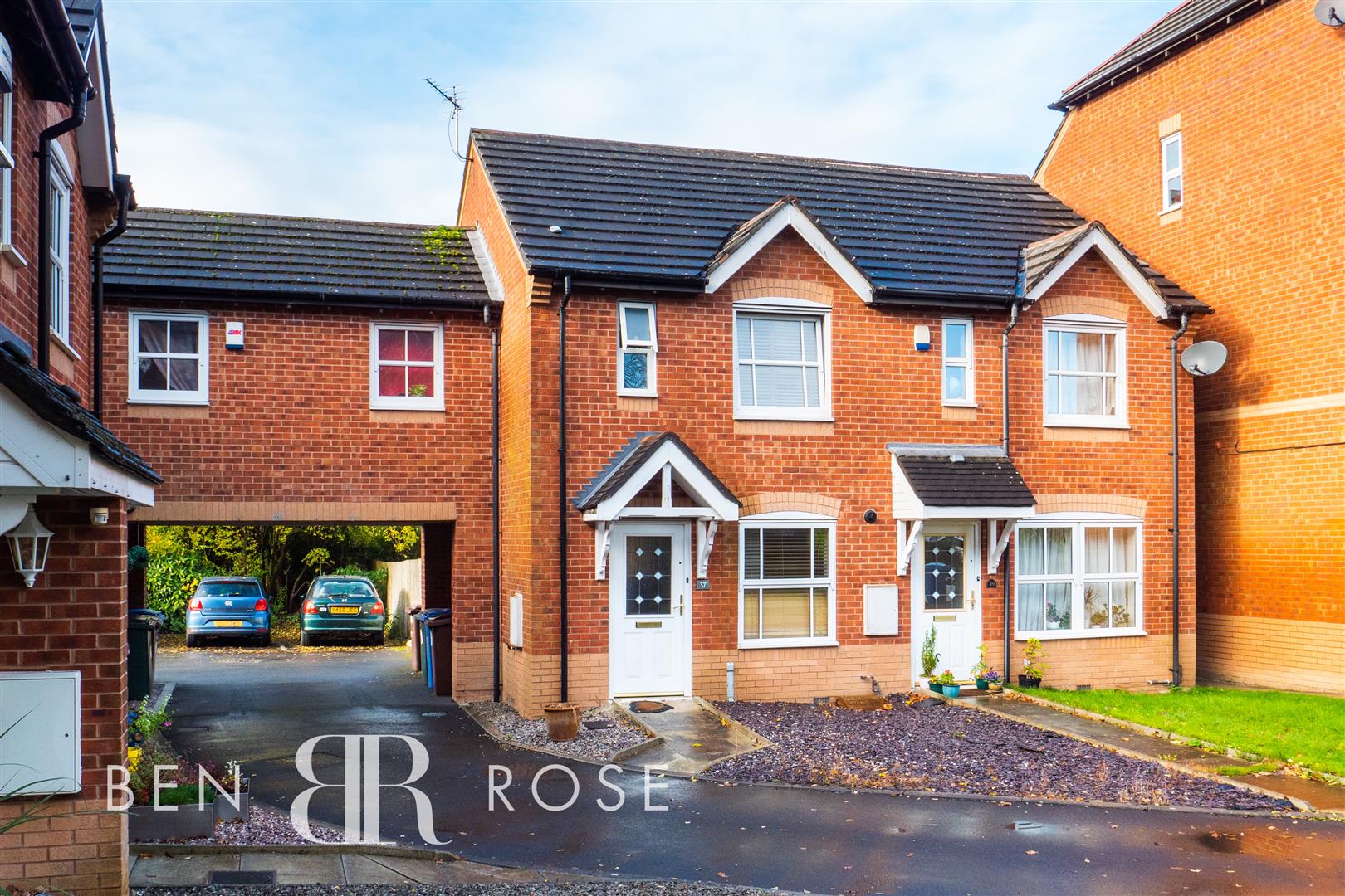 Property in Carnoustie Drive, Euxton, Chorley, Lancashire, PR7 6FR