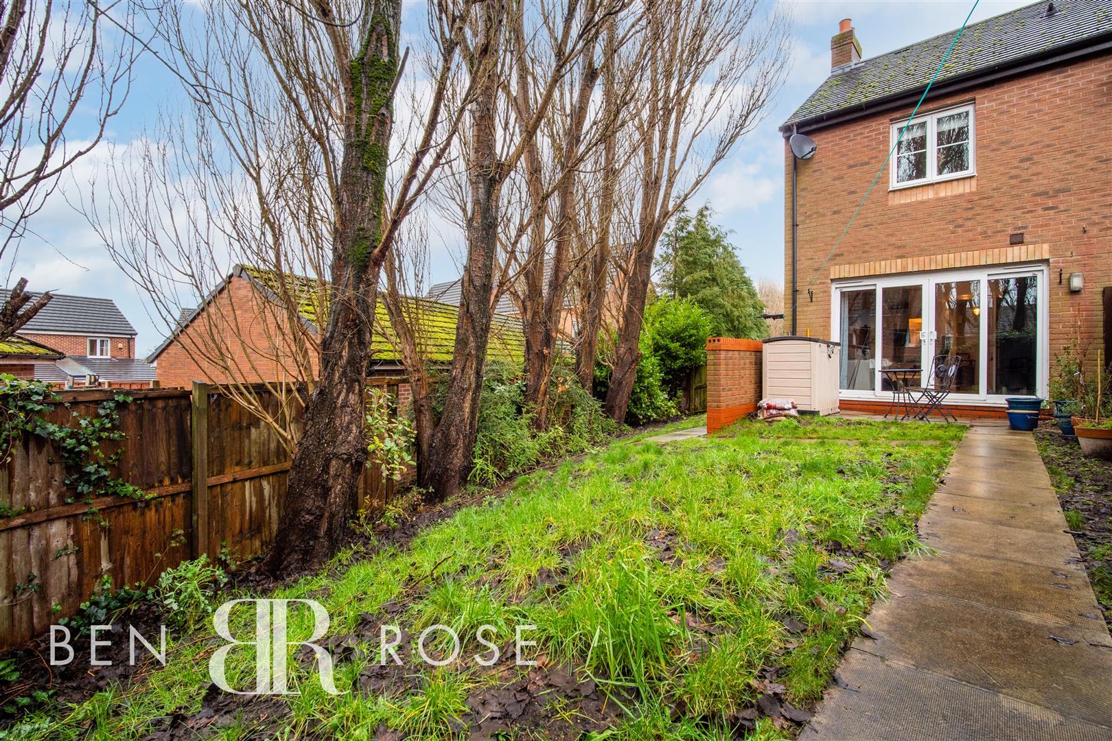 Property in Folly Wood Drive, Chorley, Lancashire, PR7 2FW