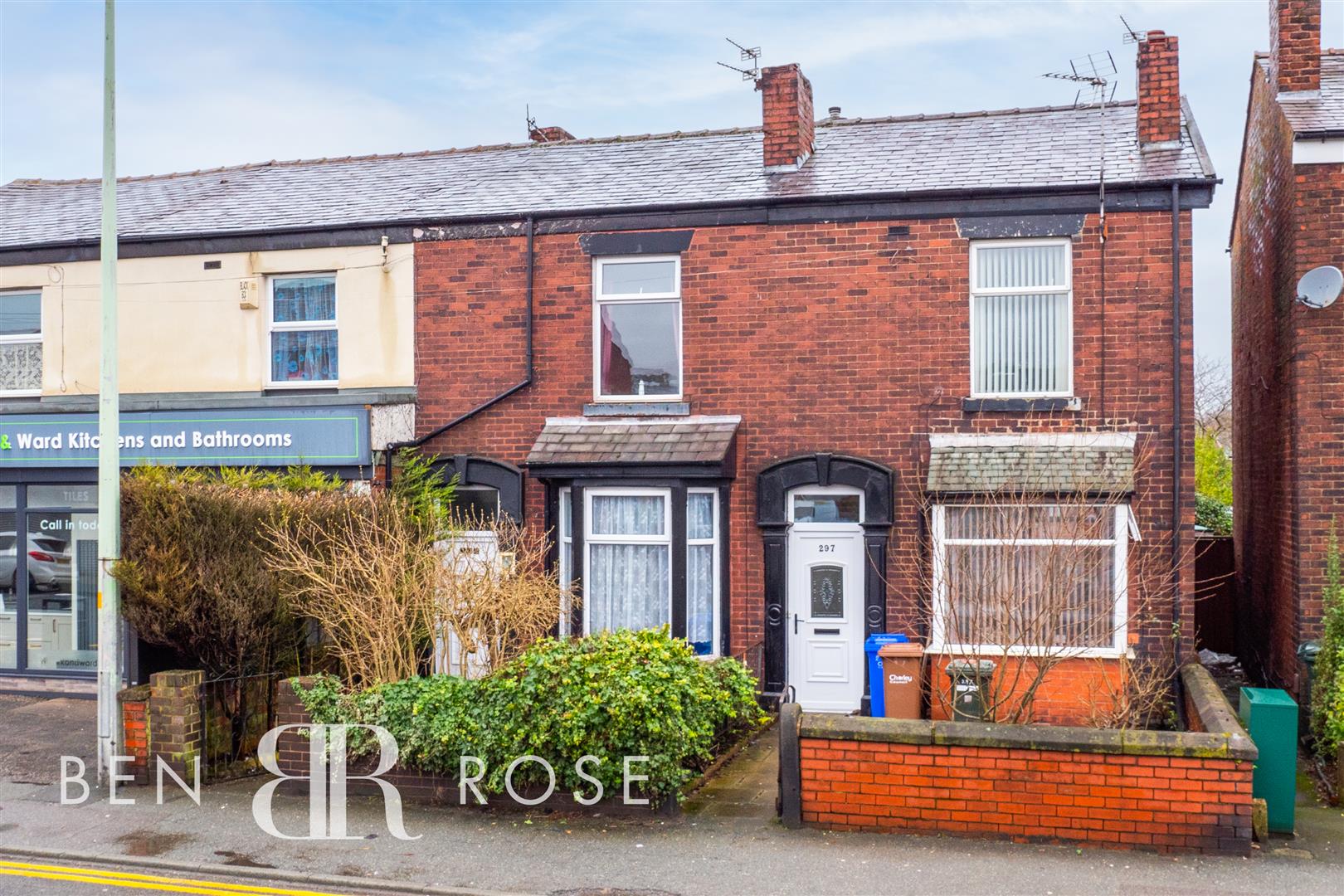 Property in Eaves Lane, Chorley, Lancashire, PR6 0DR