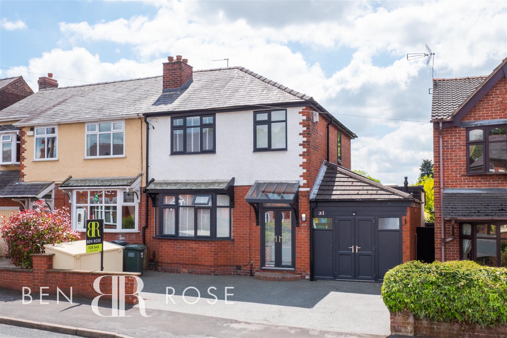 Property in Millfield Road, Chorley, Lancashire, PR7 1RF
