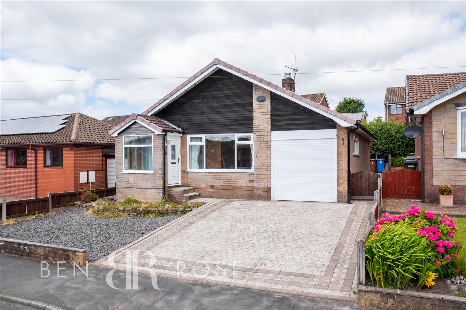 Property in Parke Road, Brinscall, Chorley, Lancashire, PR6 8QB