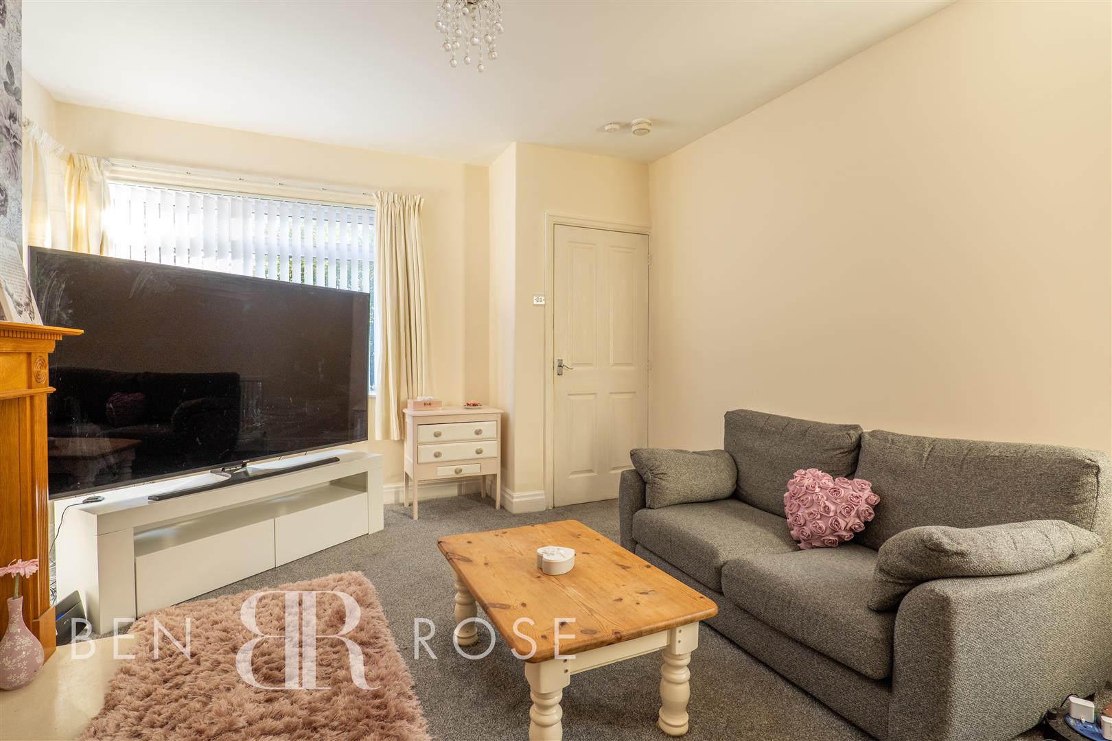 Property in Pilling Lane, Chorley, Lancashire, PR7 3EE