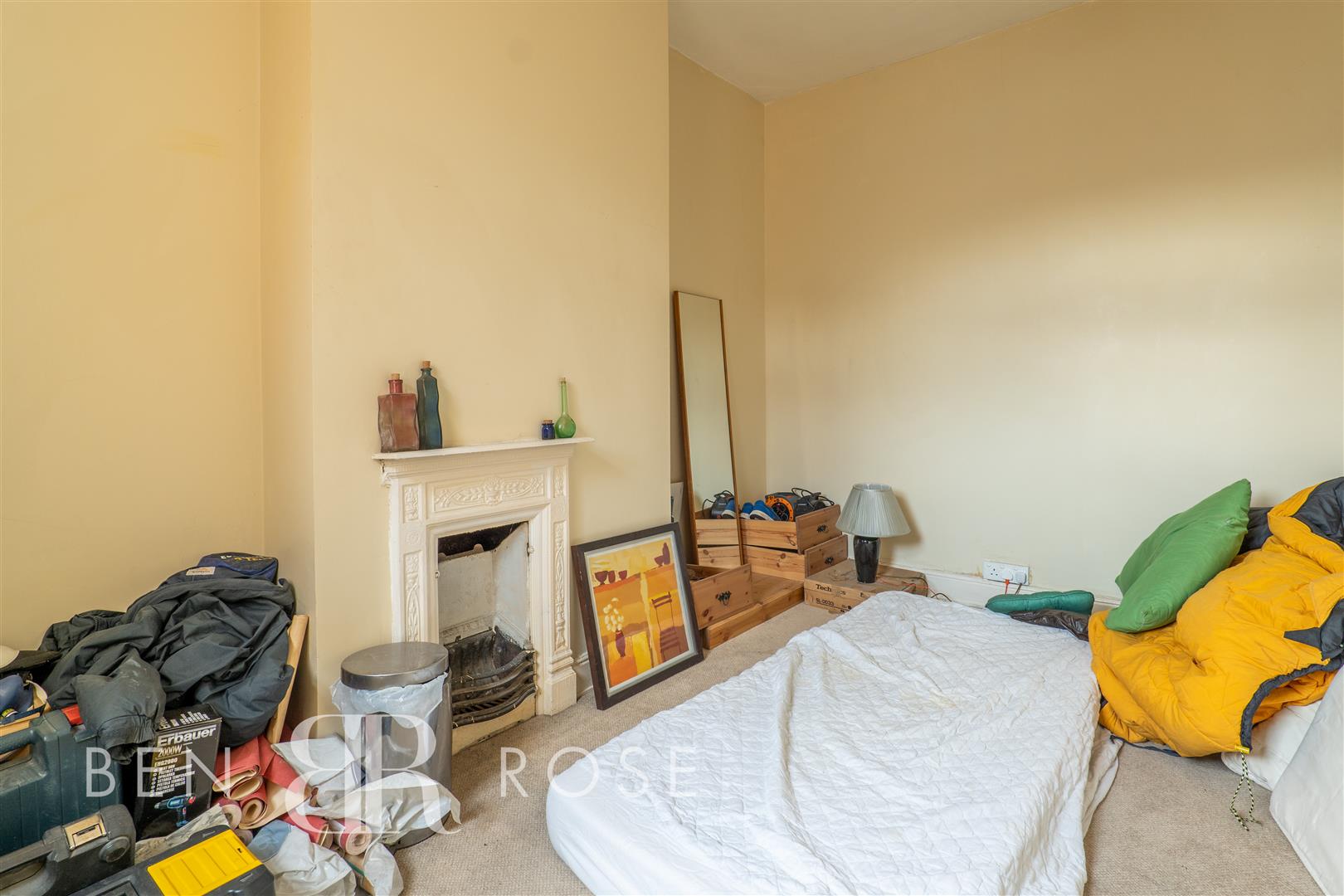 Property in Hamilton Road, Chorley, Lancashire, PR7 2DL