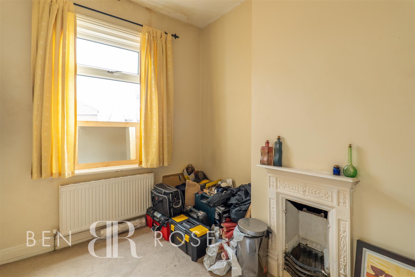 Property in Hamilton Road, Chorley, Lancashire, PR7 2DL