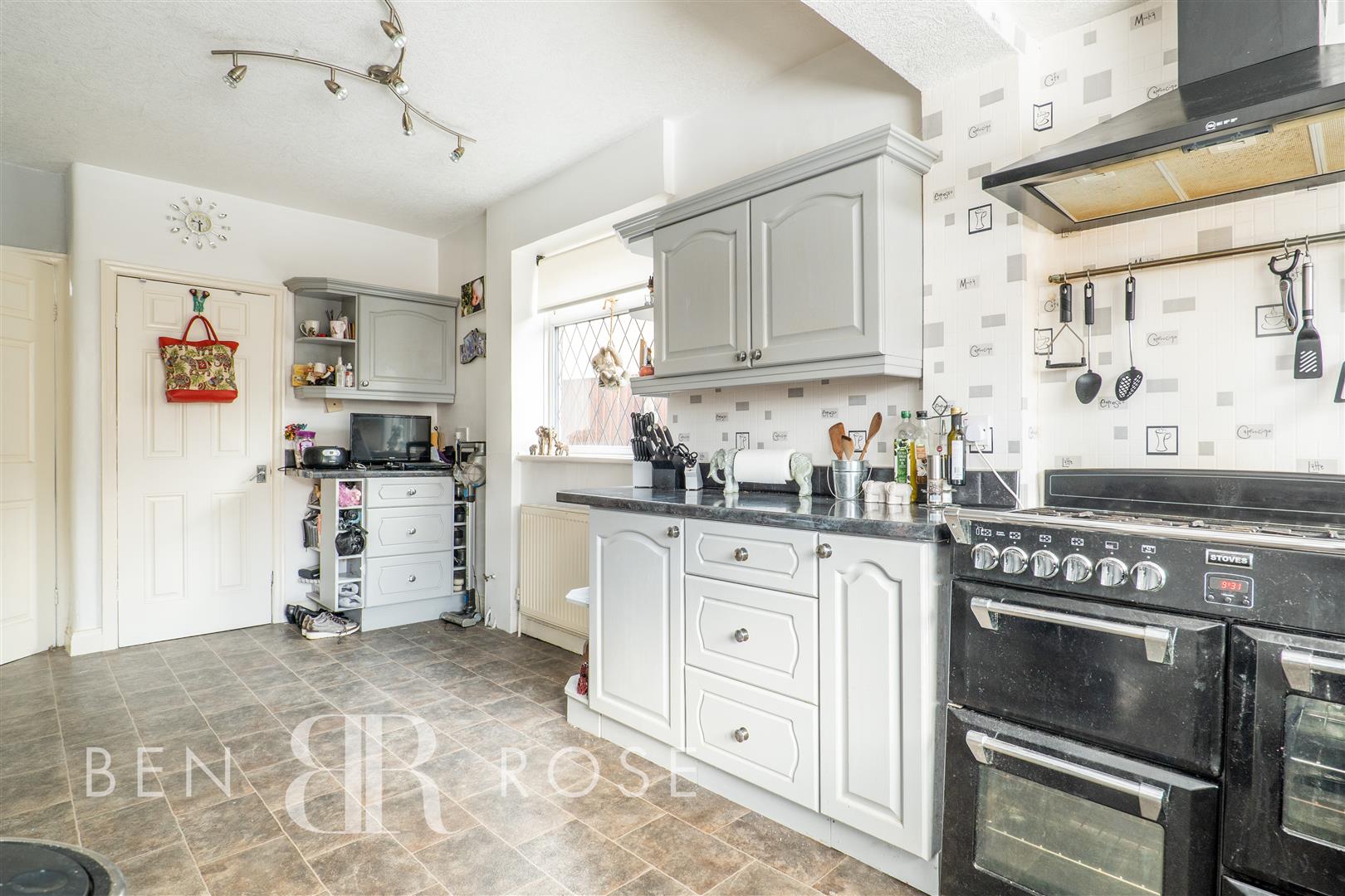 Property in Pilling Lane, Chorley, Lancashire, PR7 3EF