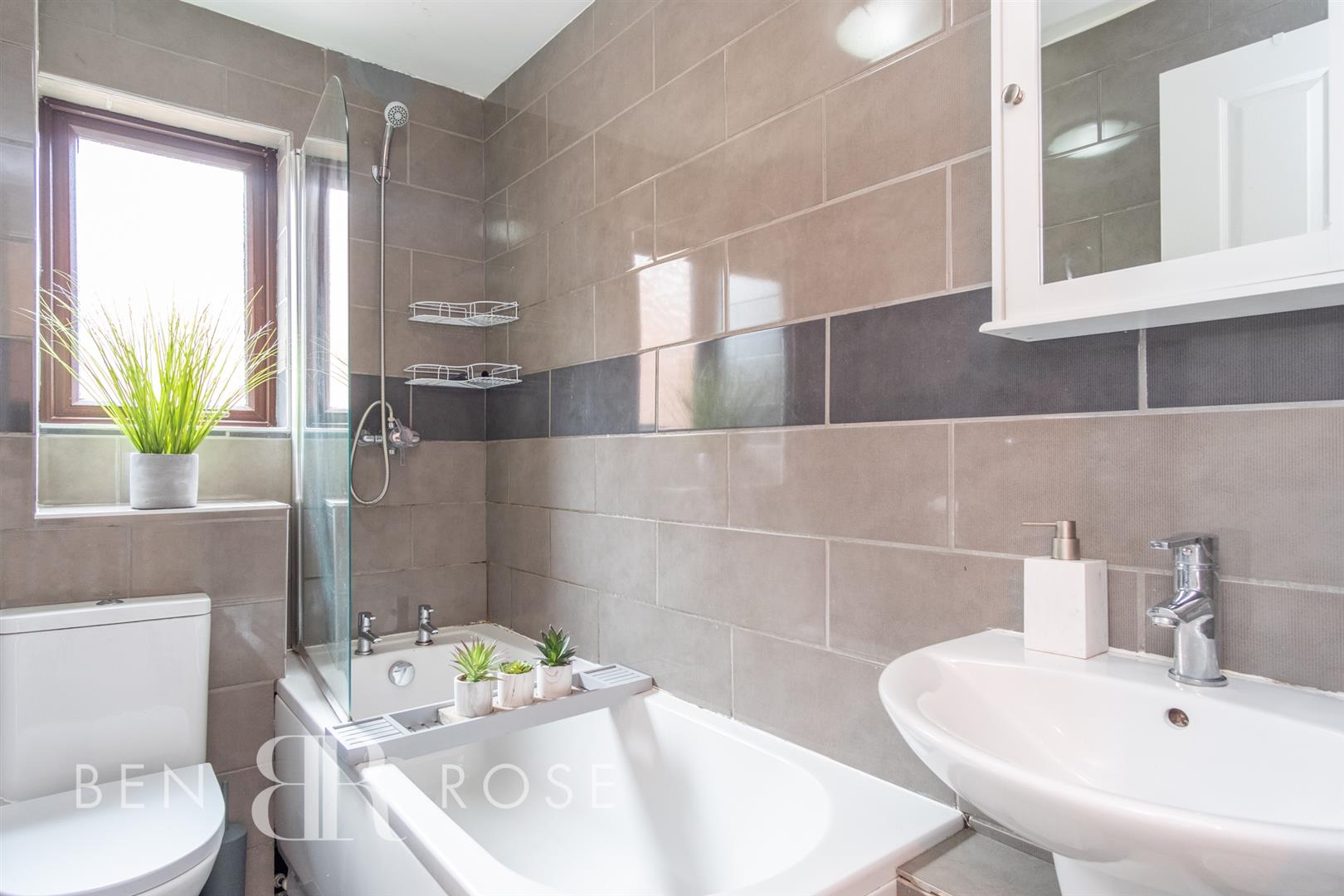 Property in The Oaks, Chorley, Lancashire, PR7 3QT