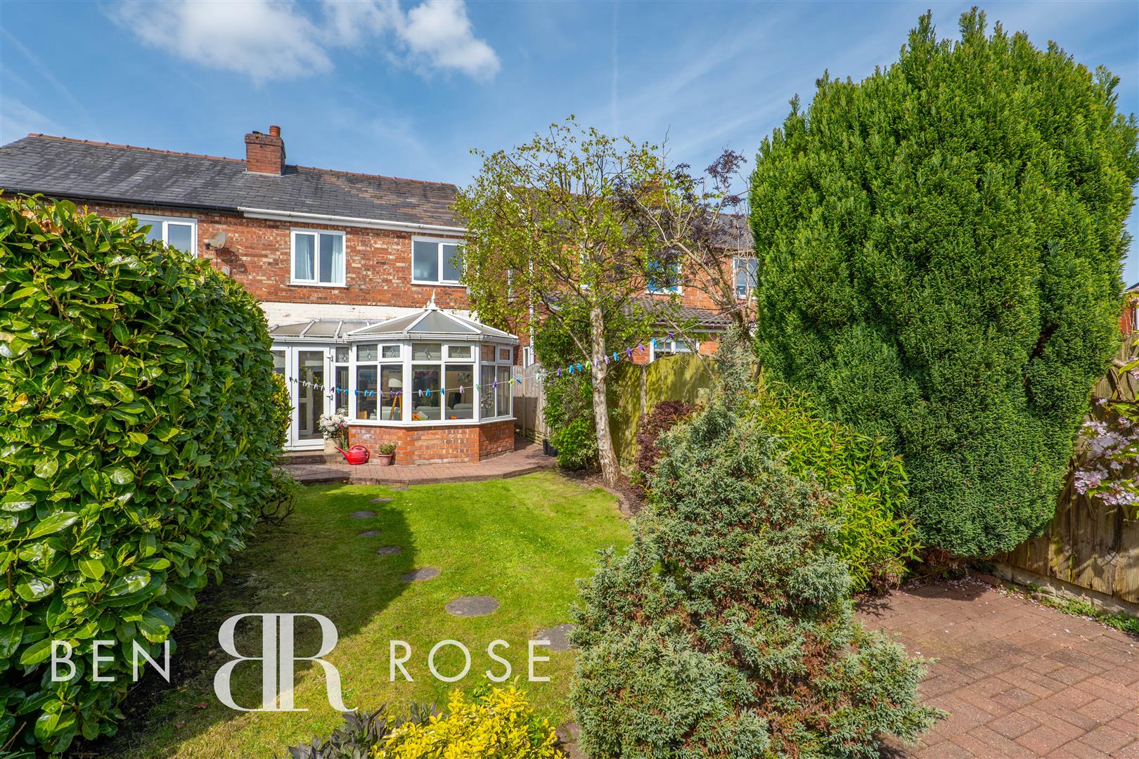 Property in New Road, Coppull, Chorley, Lancashire, PR7 4NP