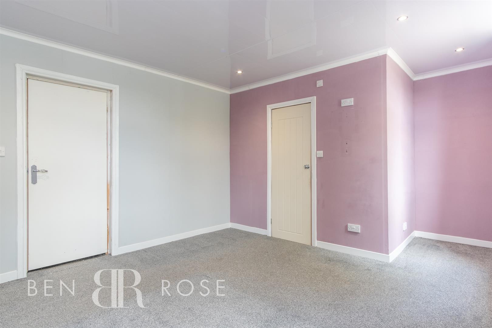 Property in Weldbank Lane, Chorley, PR7 3NQ