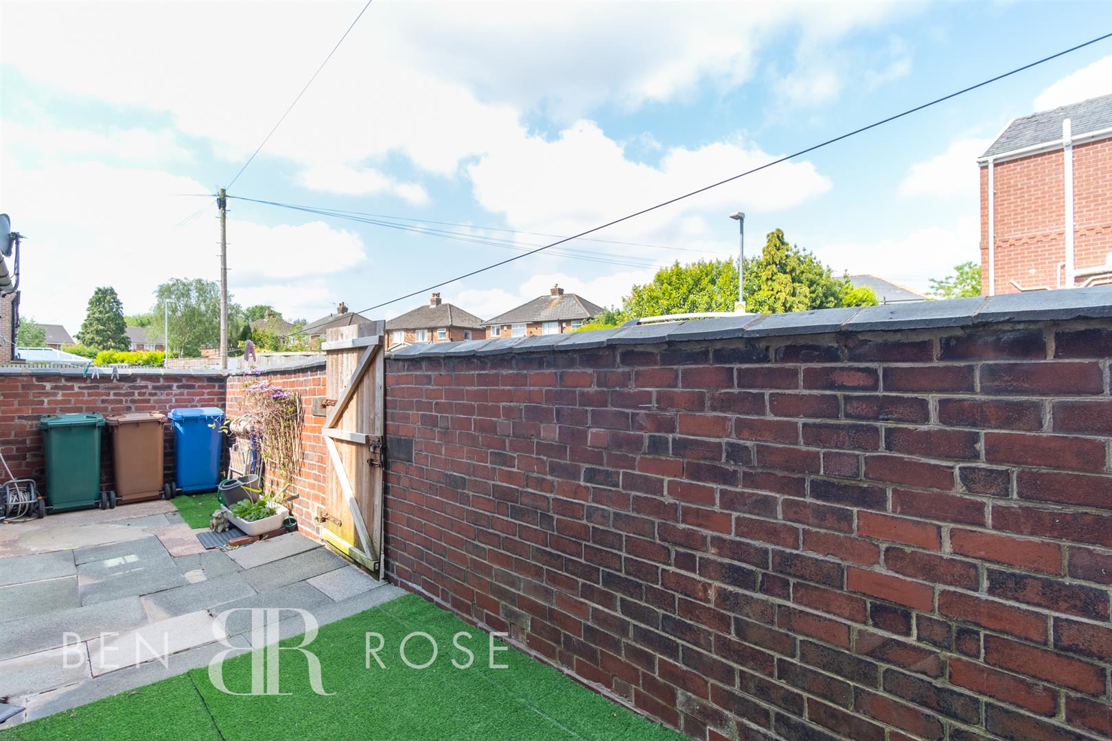 Property in Weldbank Lane, Chorley, PR7 3NQ