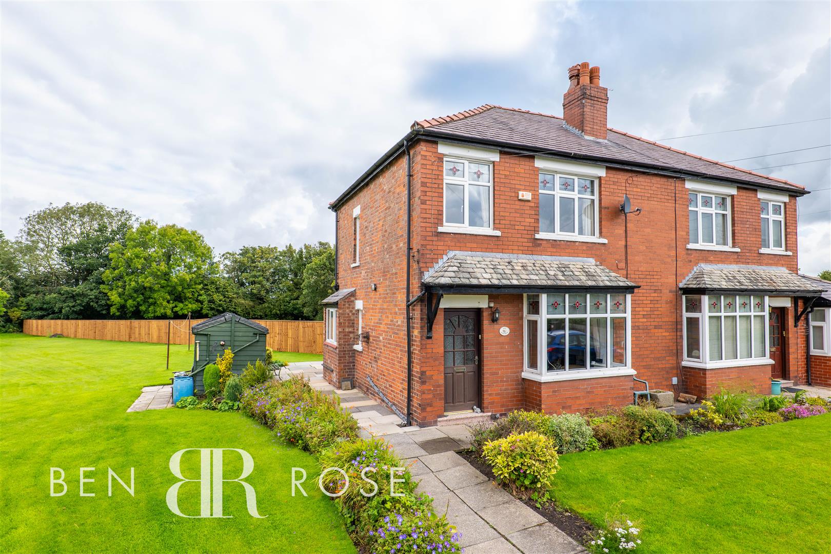 Property in Parr Lane, Eccleston, Chorley, PR7 5SL