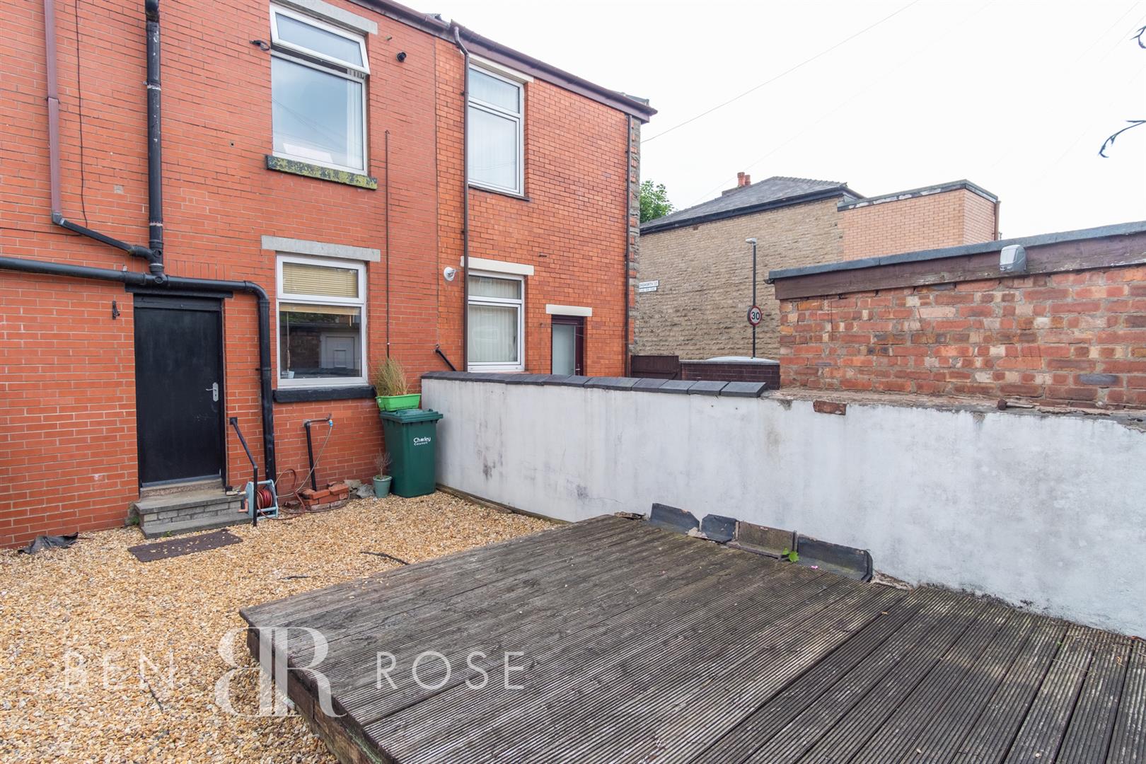 Property in Pall Mall, Chorley, Lancashire, PR7 2LH