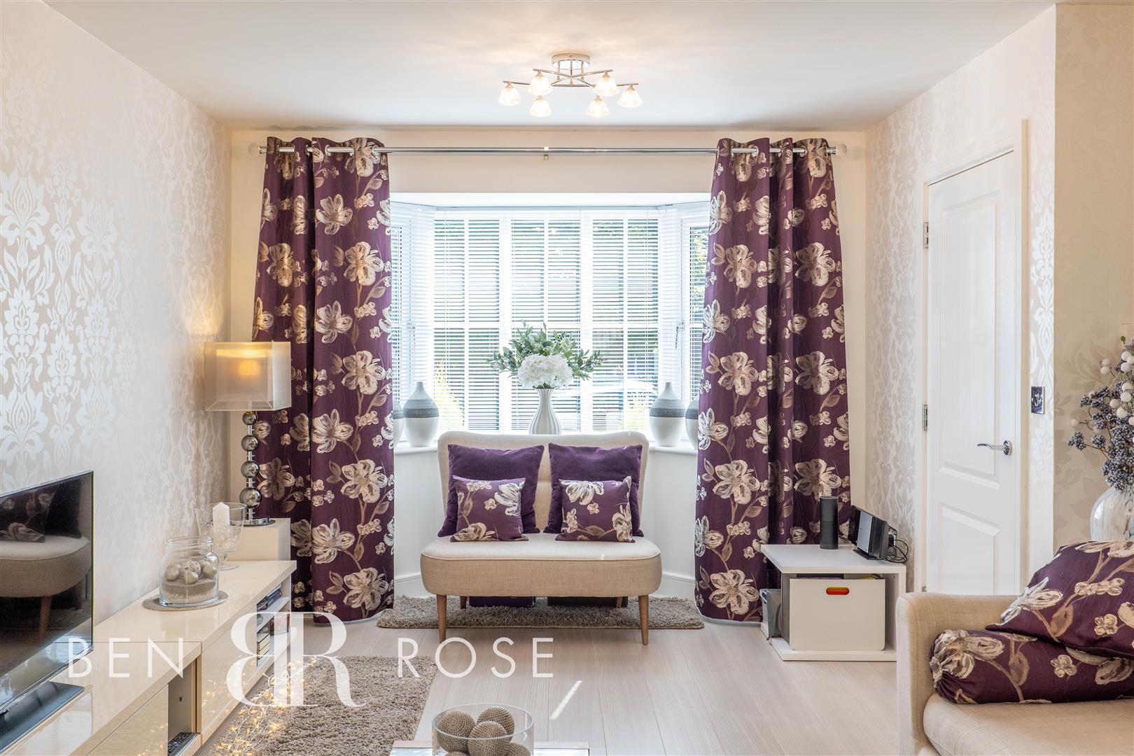 Property in Duxbury Manor Way, Chorley, PR7 3FJ