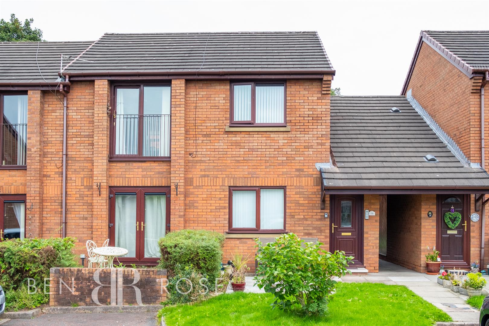 Property in Rookery Close, Chorley, PR7 2JY