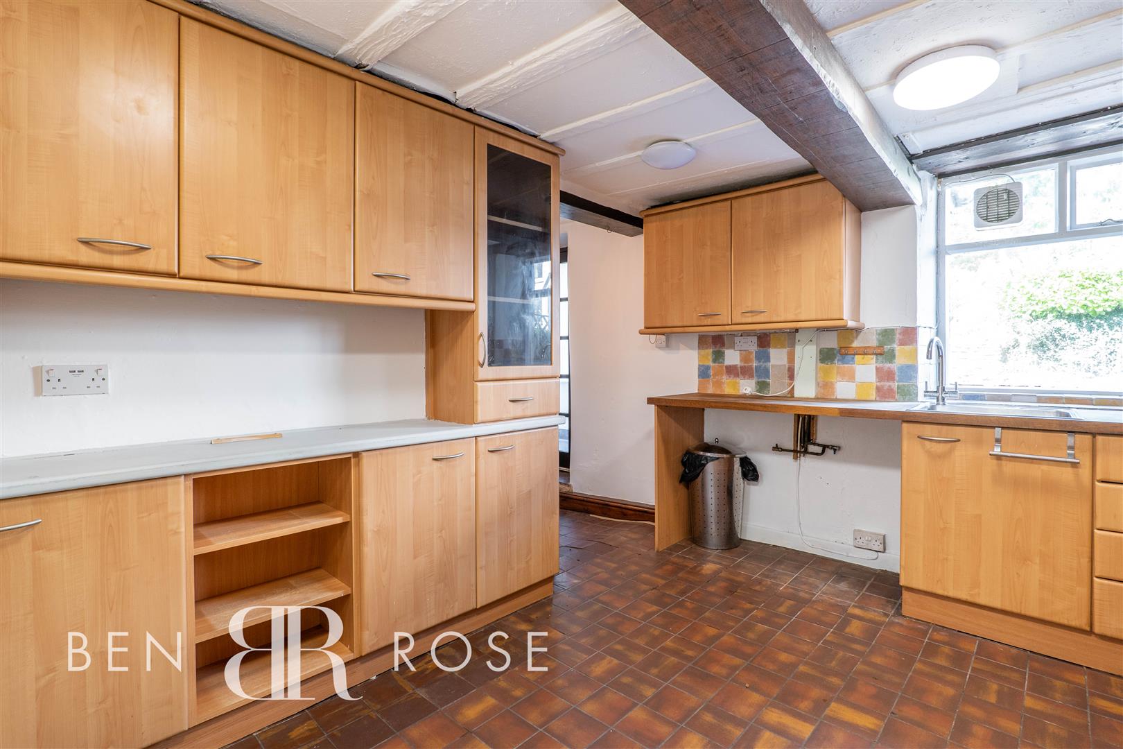 Property in Chorley Road, Withnell, Chorley, PR6 8JD