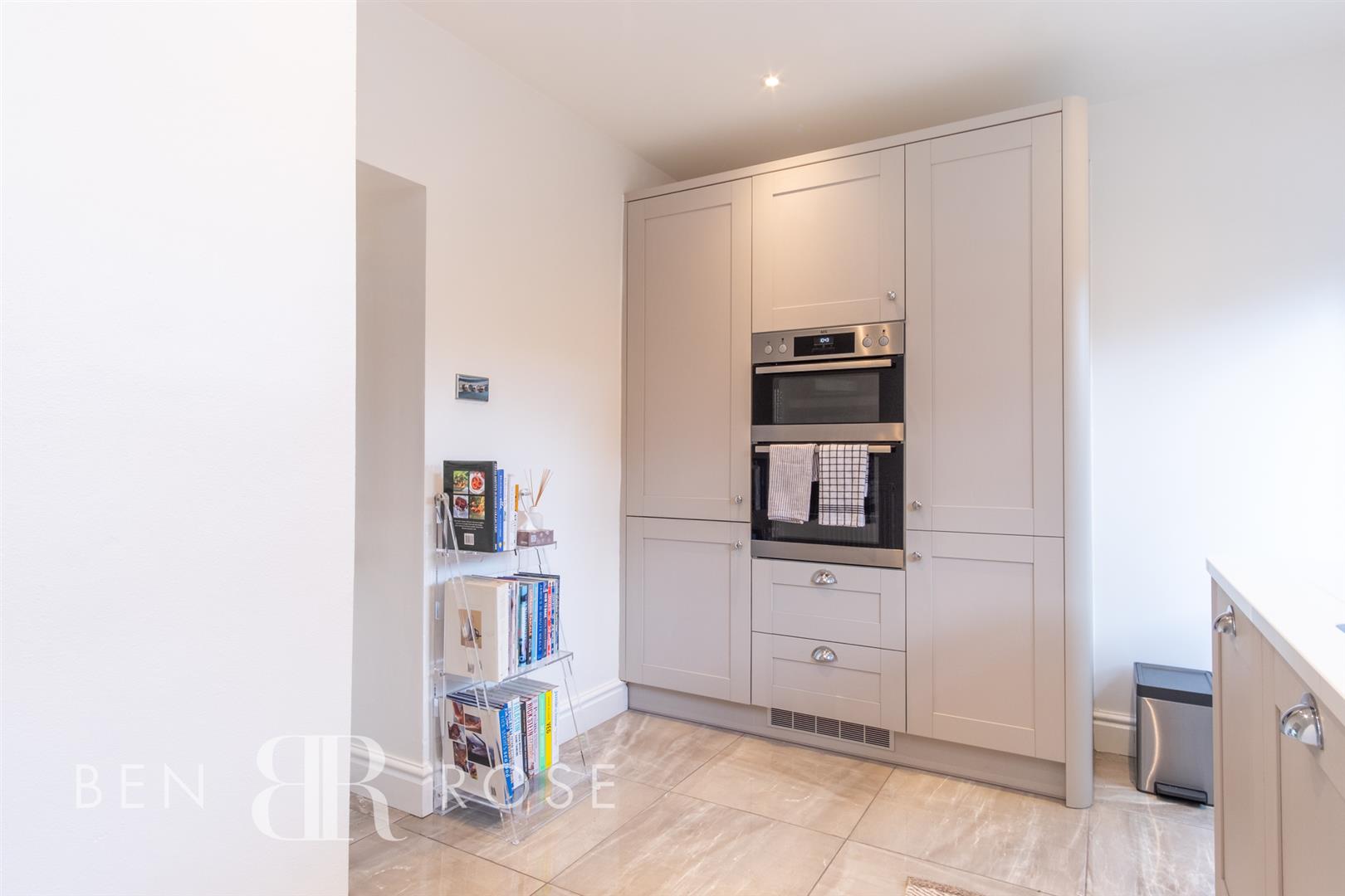 Property in Chorley Old Road, WhittleLeWoods, Chorley, Lancashire