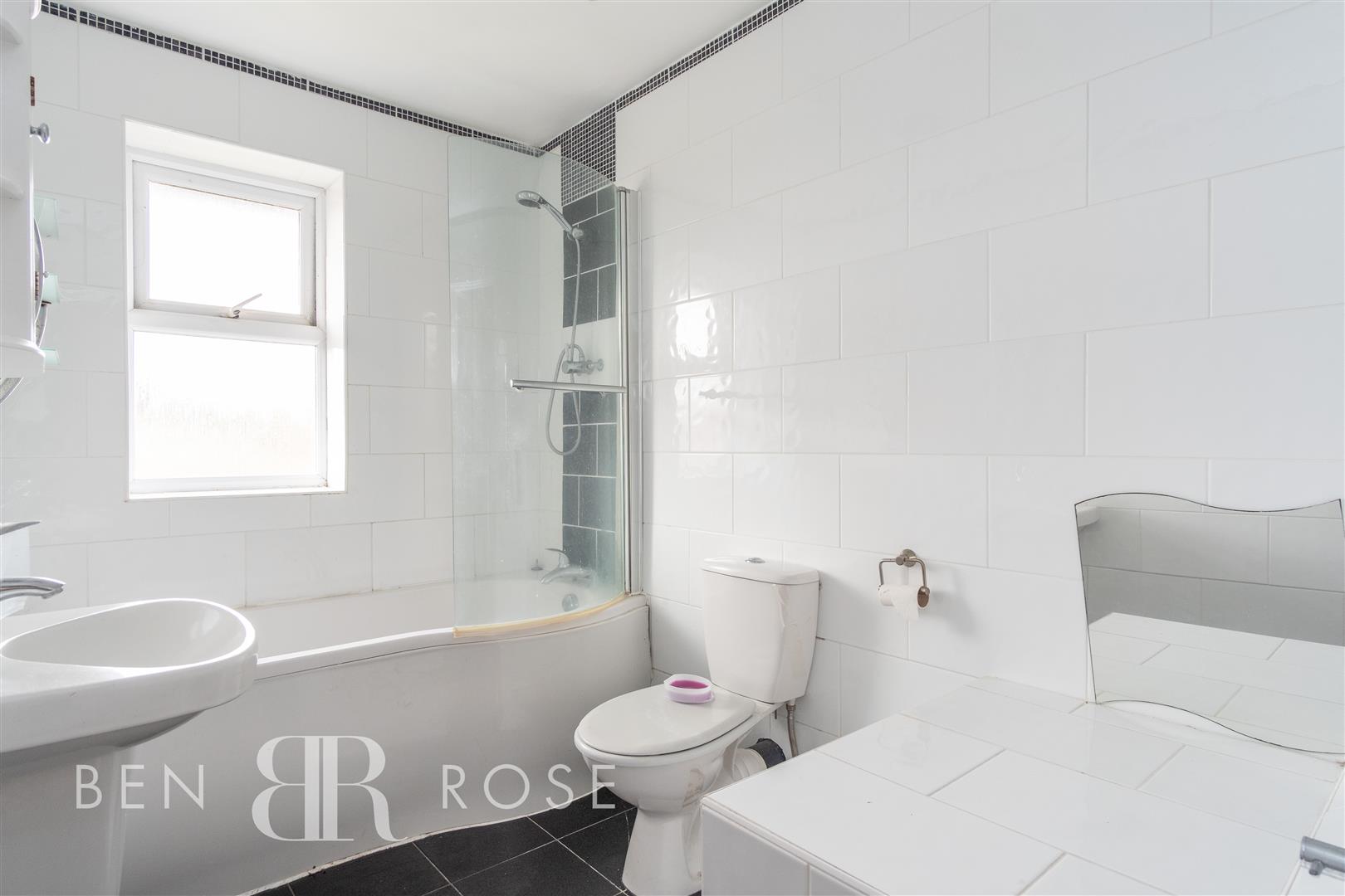 Property in Long Meadows, Chorley, PR7 2YB