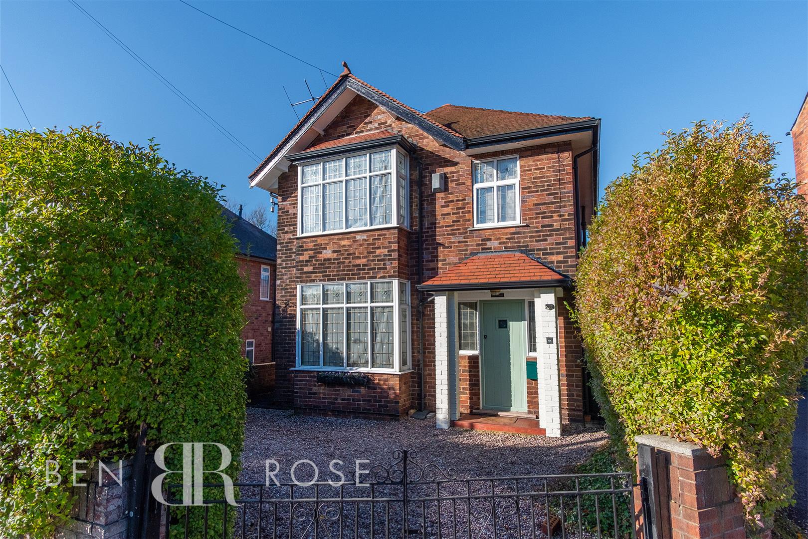 Property in Spendmore Lane, Coppull, Chorley, PR7 4PX