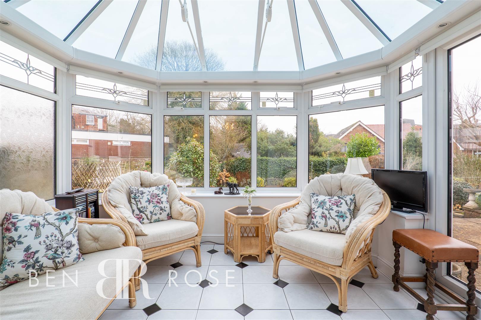 Property in Milton Grove, Wigan, WN1 2PG