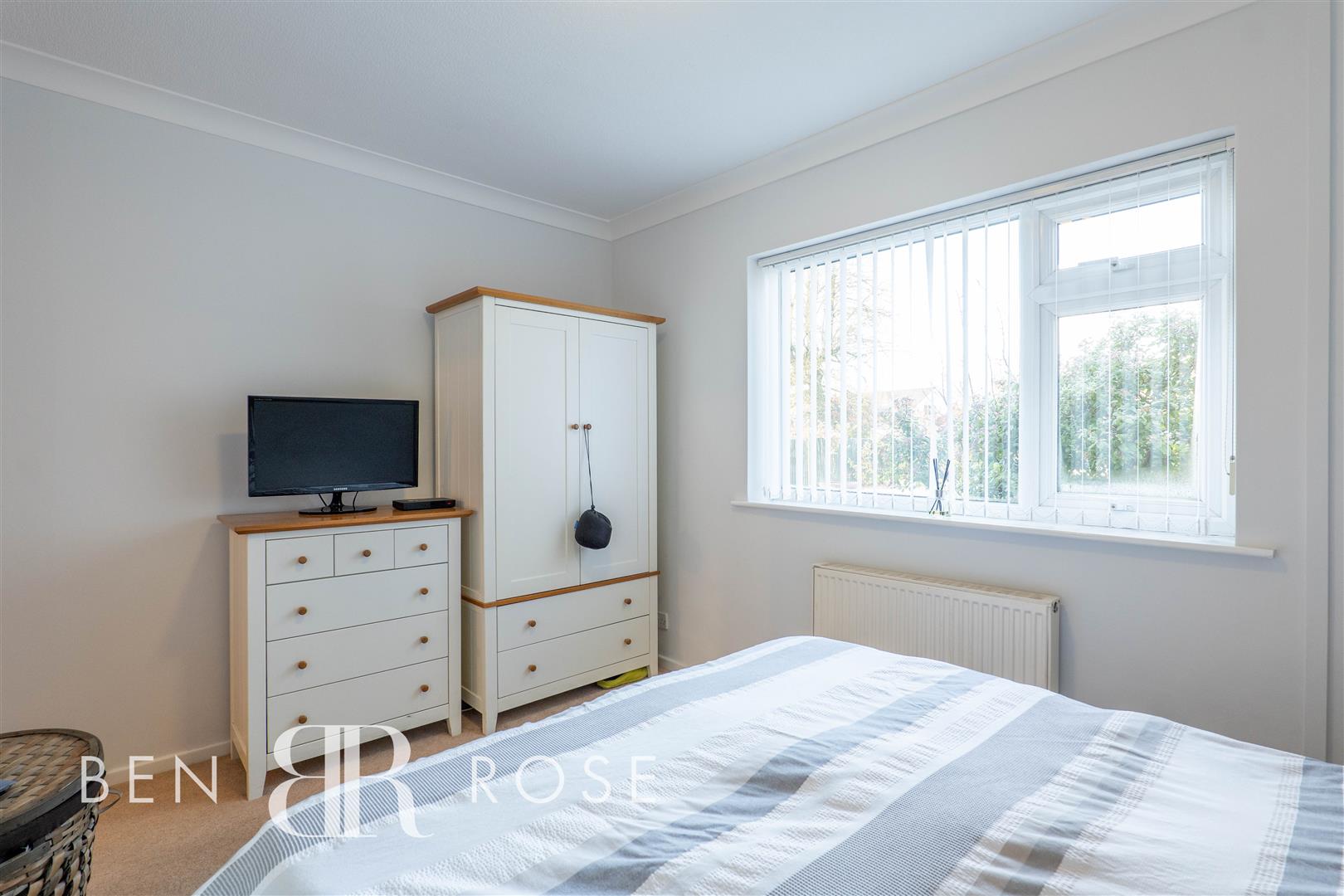 Property in Washington Lane, Euxton, Chorley, Lancashire, PR7 6DE