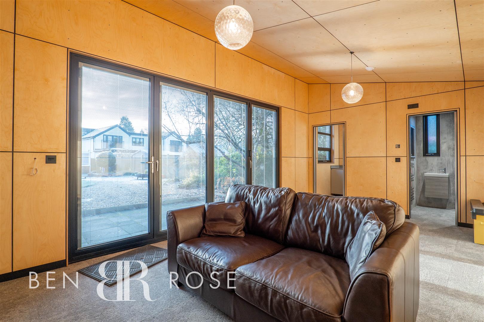 Property in Washington Lane, Euxton, Chorley, Lancashire, PR7 6DE