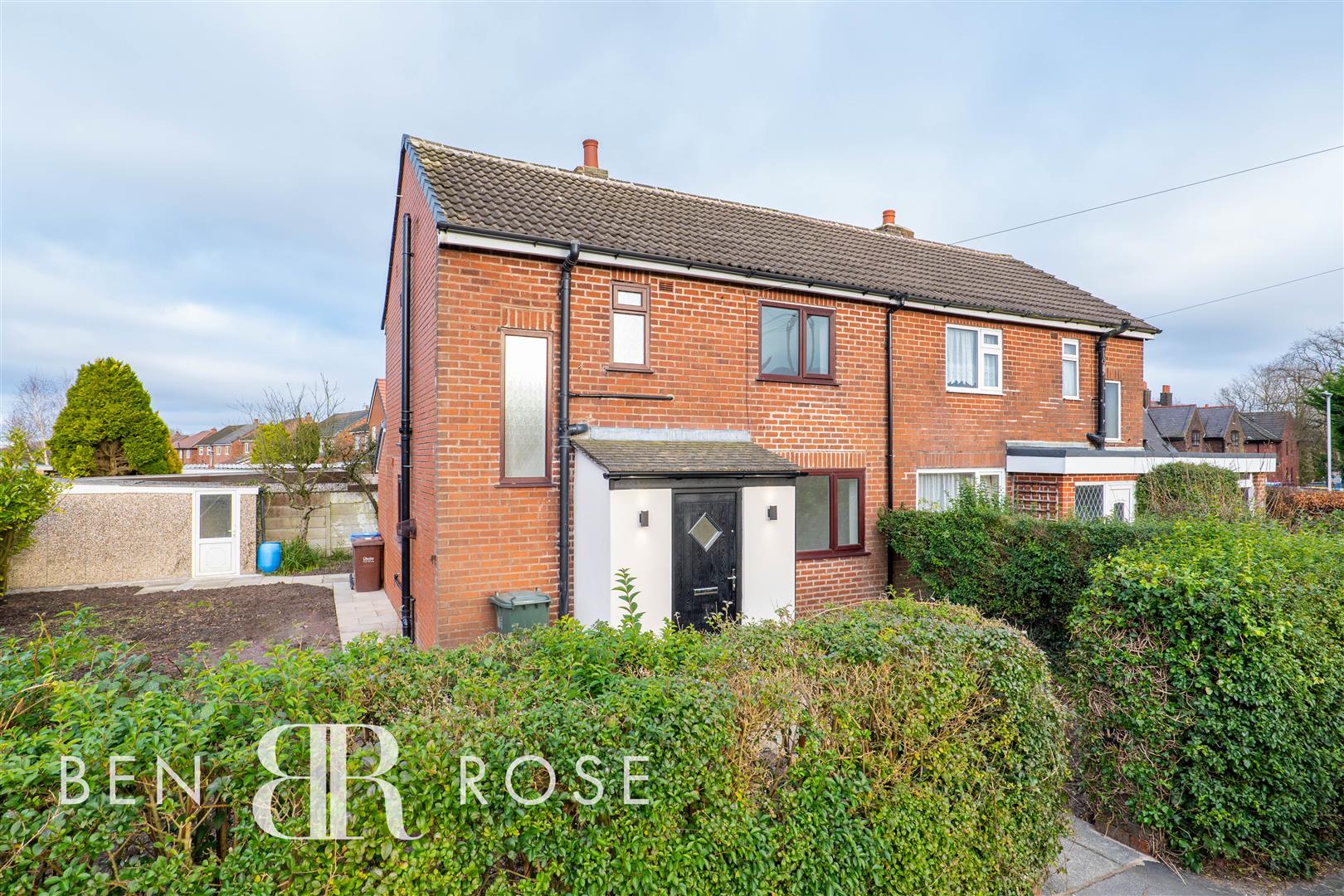 Property in Sunny Brow, Coppull, Chorley, PR7 4PE