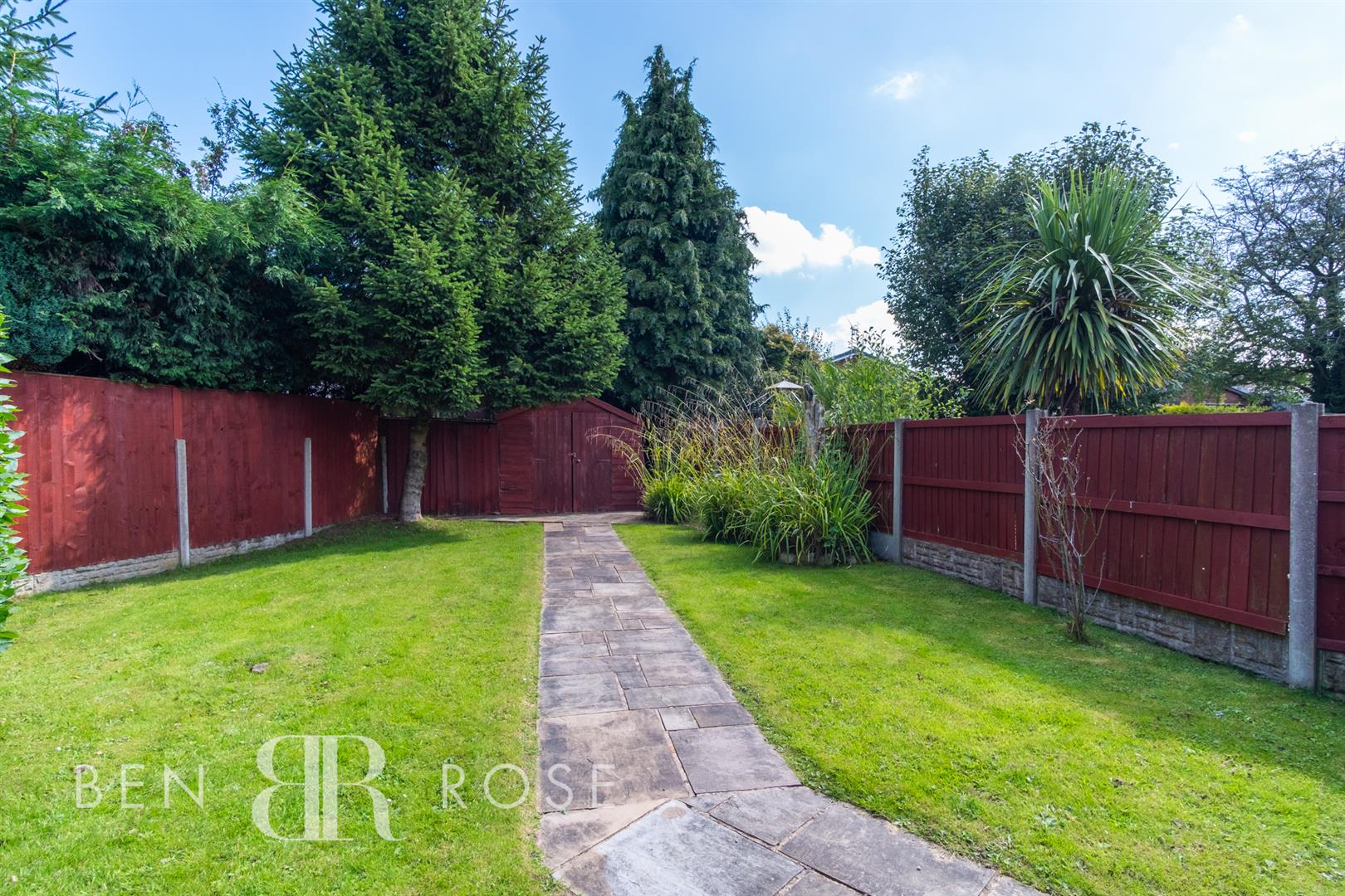 Property in Kiln Croft, ClaytonLeWoods, Chorley, PR6 7UA