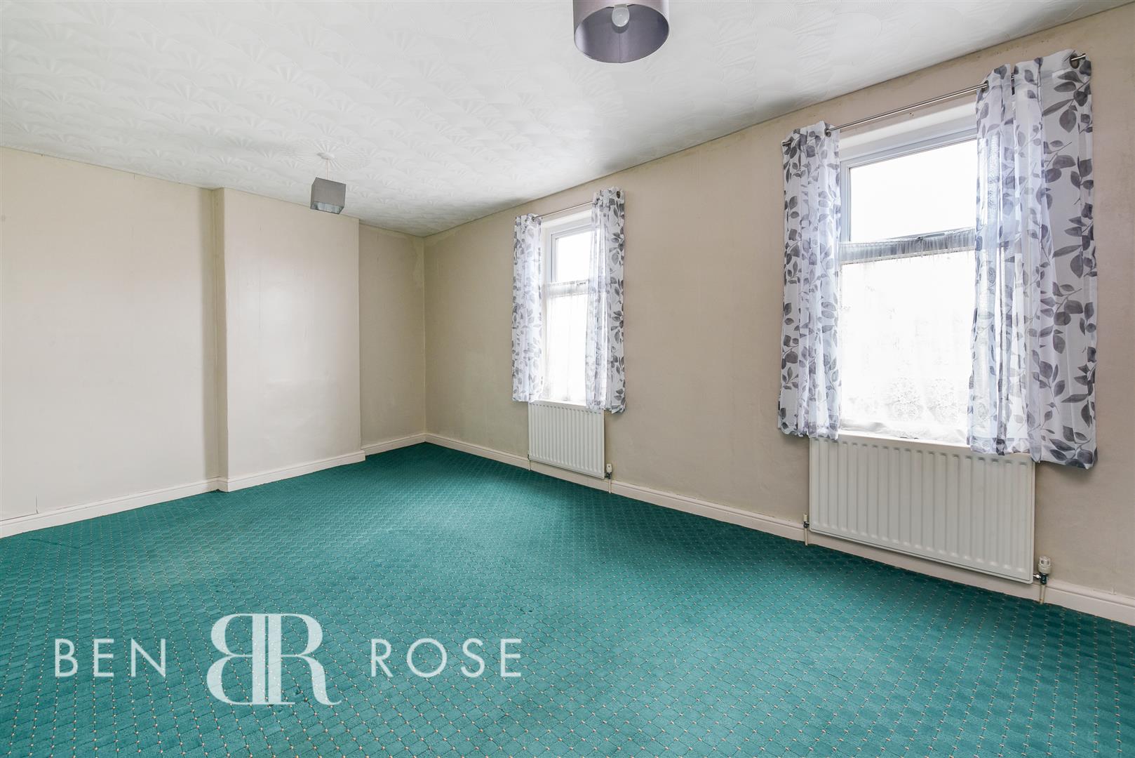 Property in Eaves Lane, Chorley, PR6 0DR