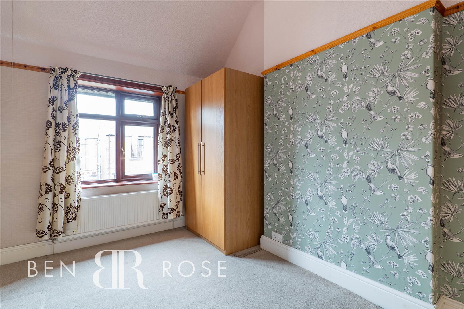 Property in Highfield Road South, Chorley, Lancashire, PR7 1RB