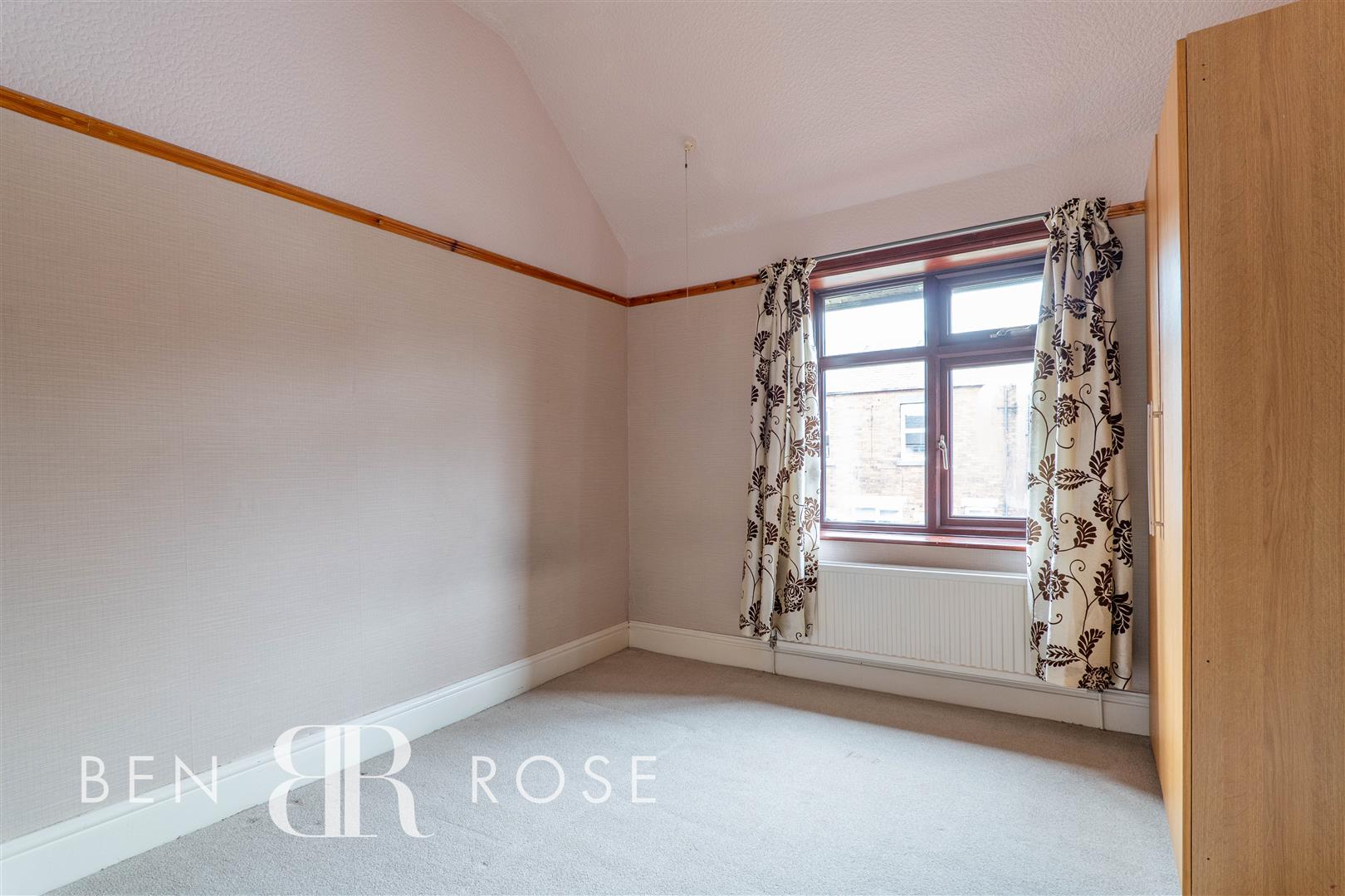 Property in Highfield Road South, Chorley, Lancashire, PR7 1RB