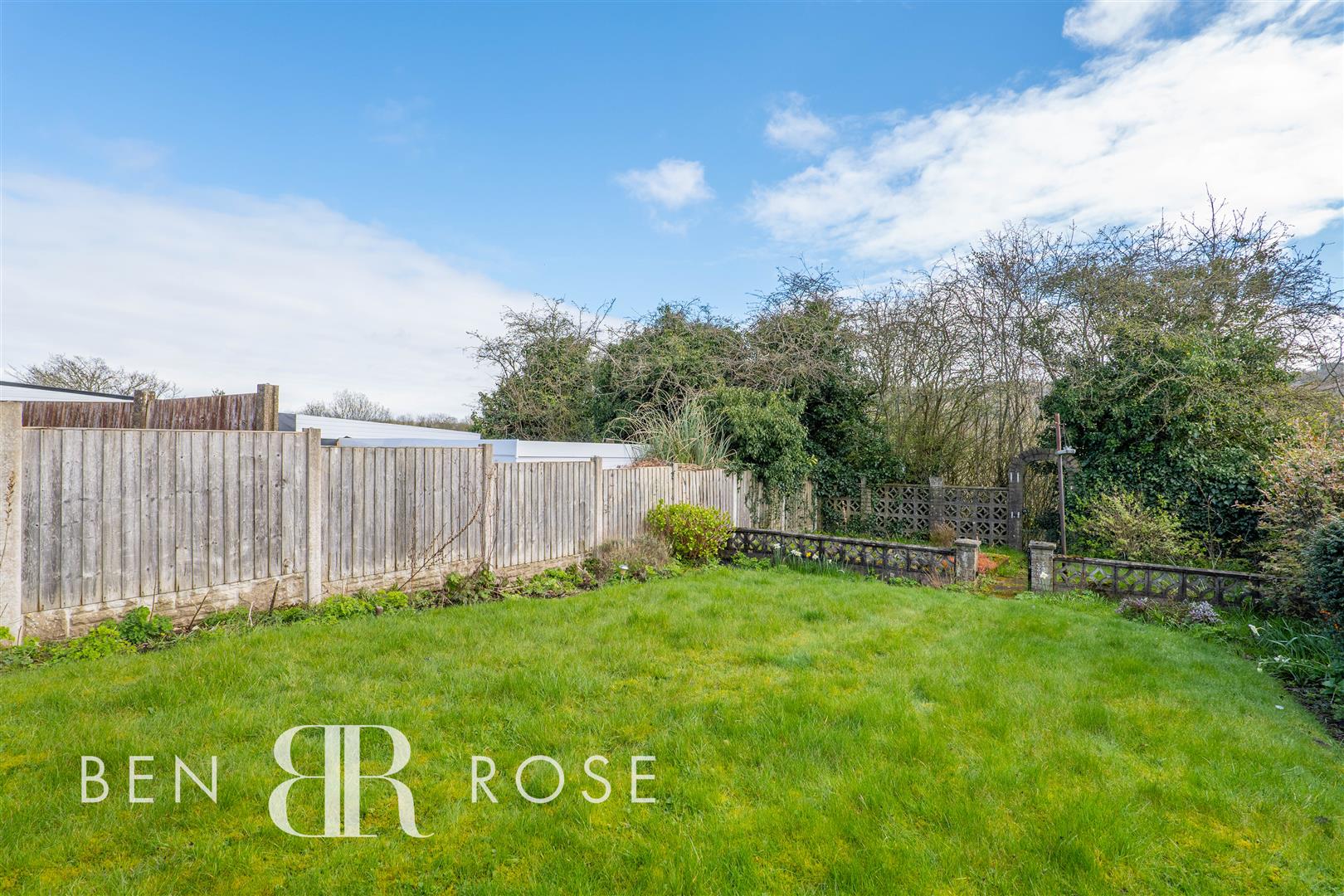 Property in Montcliffe Road, Chorley, PR6 0EW