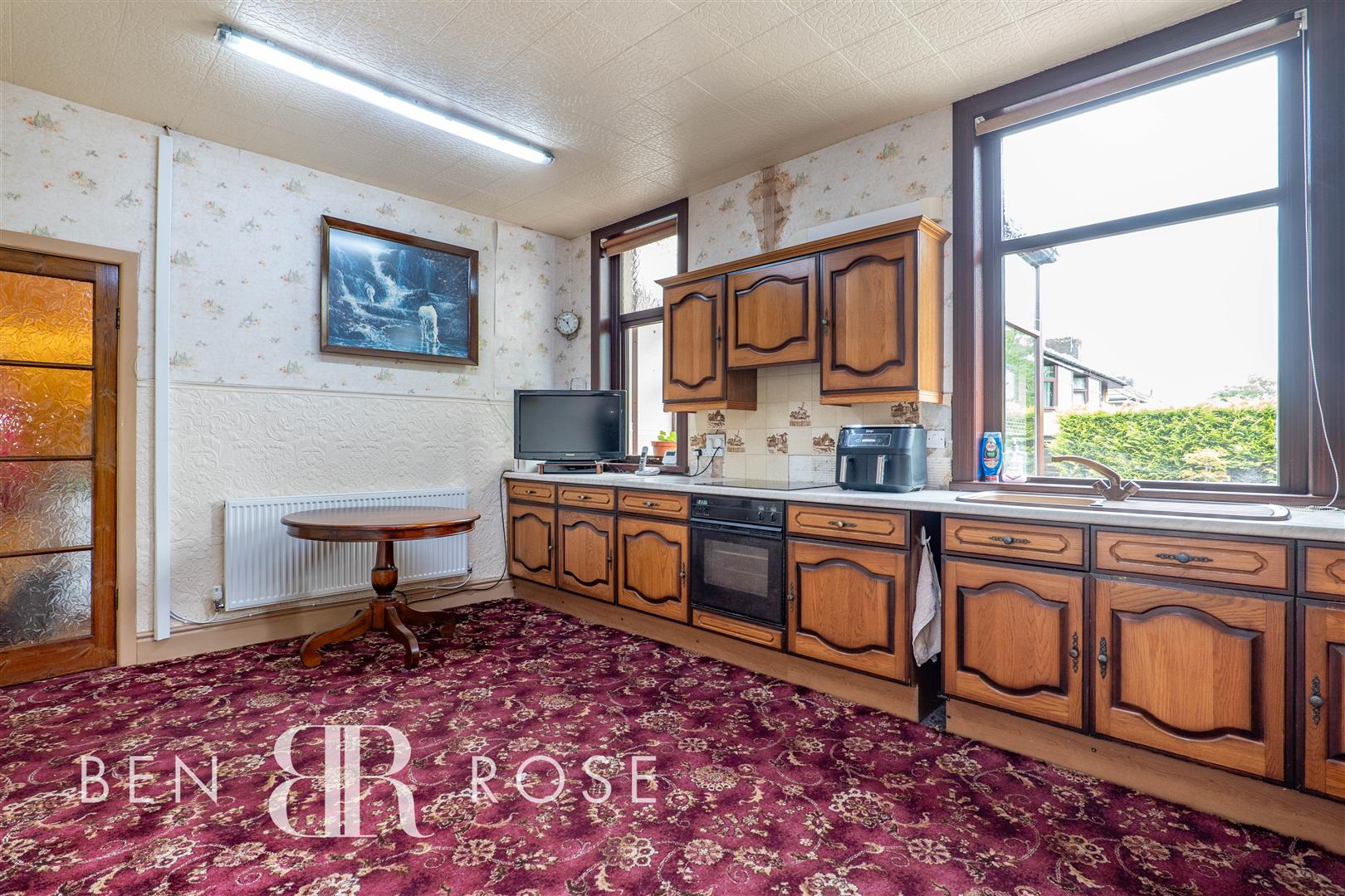 Property in Livesey Branch Road, Blackburn, BB2 5EG