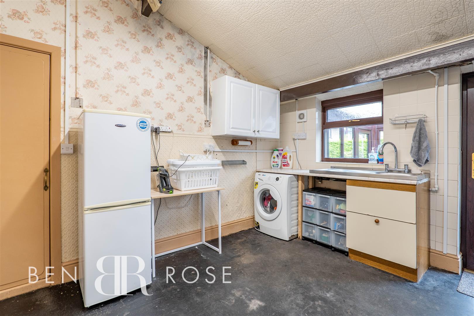 Property in Livesey Branch Road, Blackburn, BB2 5EG