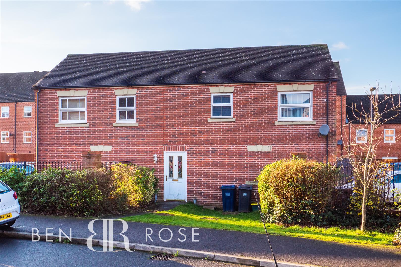 Property in Great Park Drive, Leyland, Lancashire, PR25 3UP