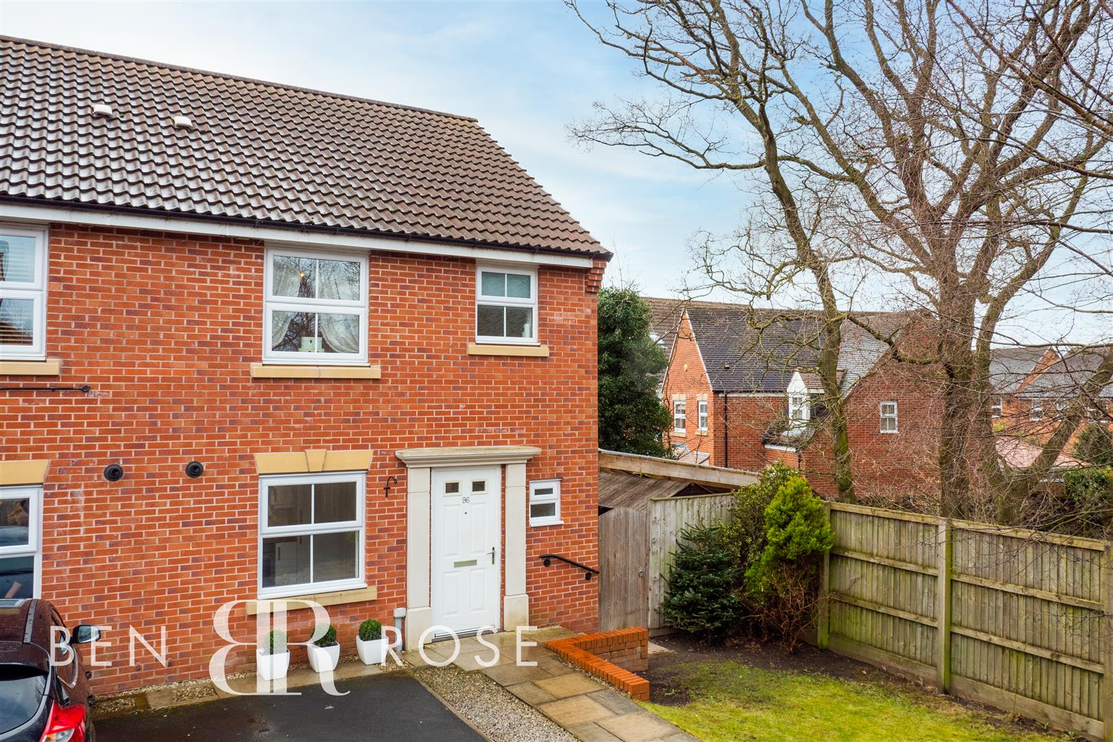 Property in Parish Gardens, Leyland, Lancashire, PR25 3UT