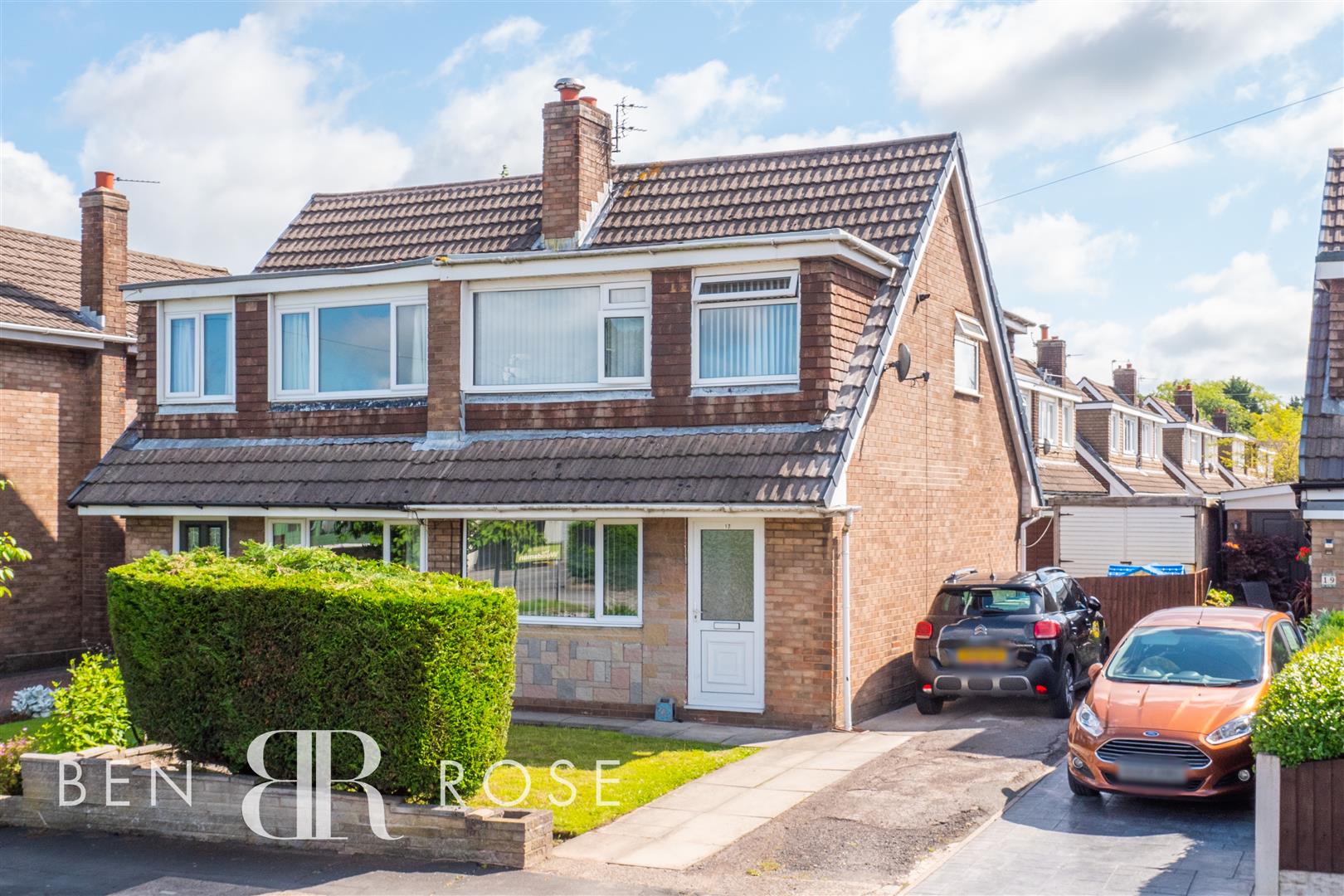 Property in Pendle Road, Leyland, Lancashire, PR25 5TU