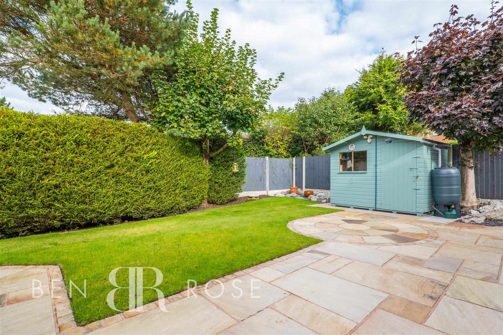 Property in Higher Meadow, Leyland, Lancashire, PR25 5RP