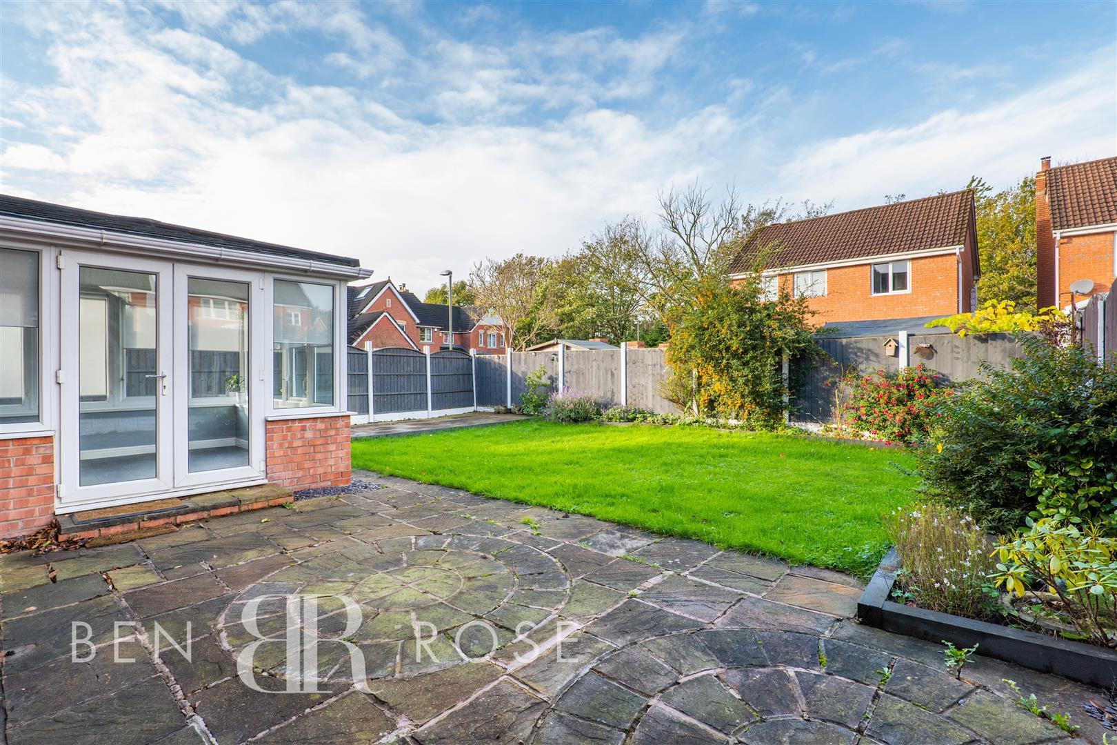 Property in Heatherleigh, Leyland, Lancashire, PR26 7QF