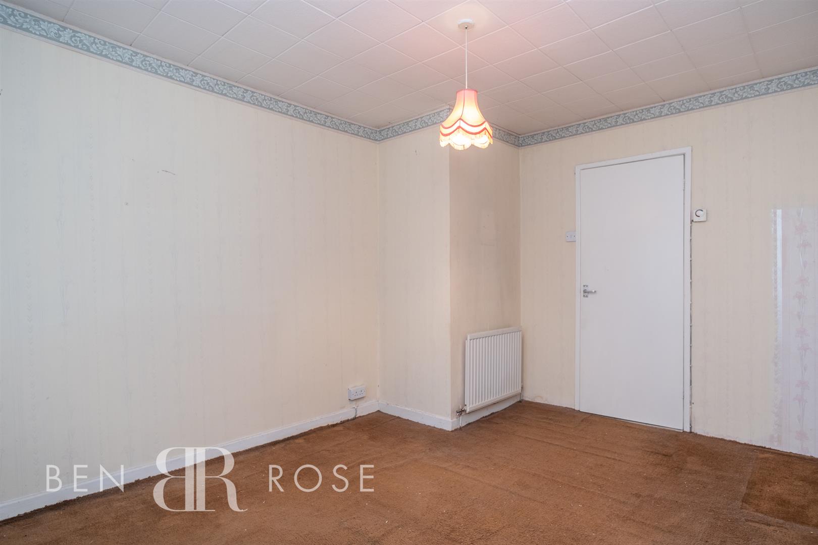 Property in Leyland Lane, Leyland, Lancashire, PR26 8HA