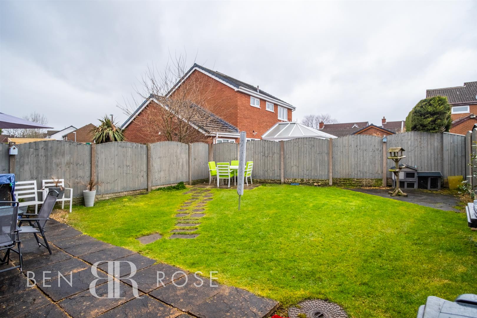 Property in The Pines, Leyland, PR26 7AP