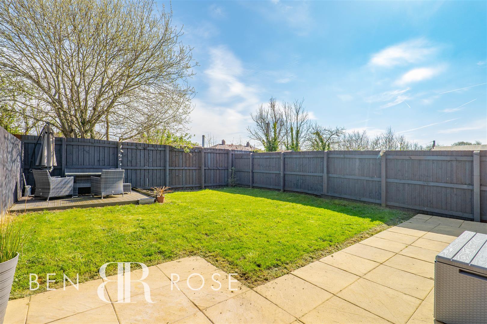 Property in Foundry Close, Leyland, PR25 3RA