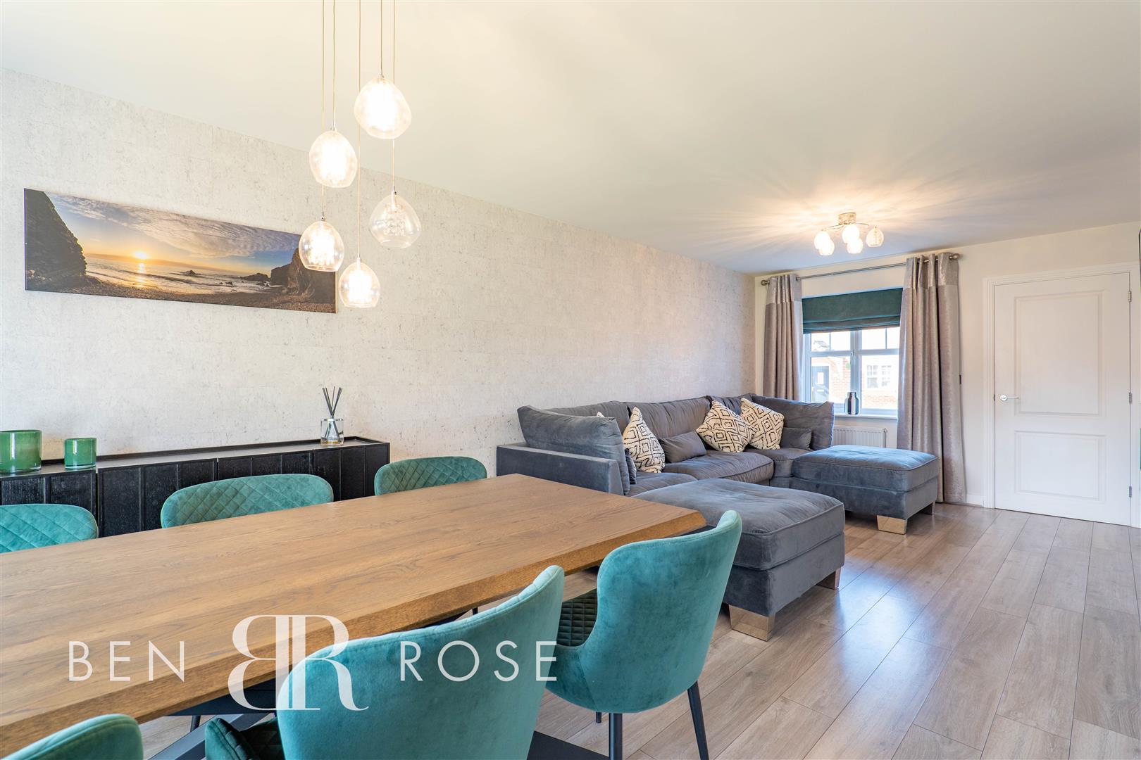 Property in Foundry Close, Leyland, PR25 3RA